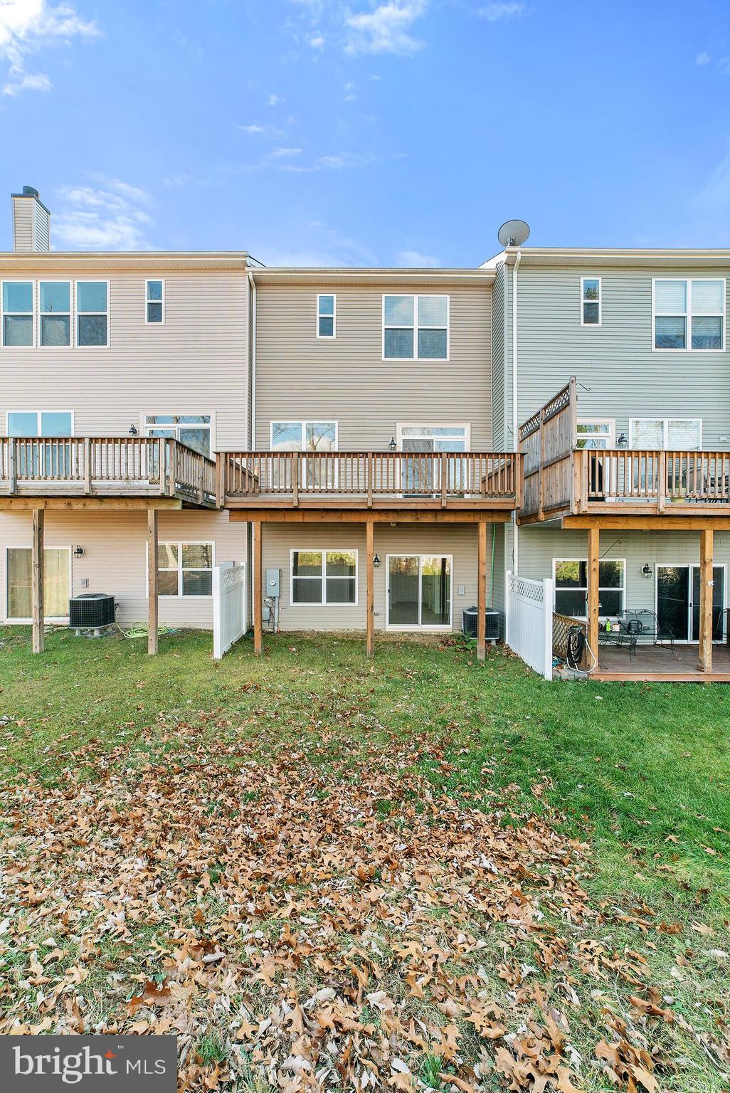 FIELDSTONE - Residential