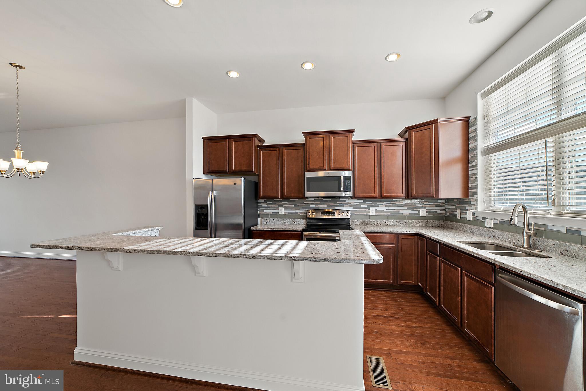 FIELDSTONE - Residential