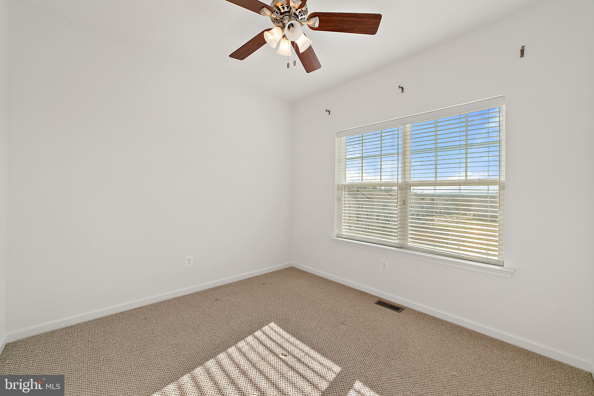 FIELDSTONE - Residential