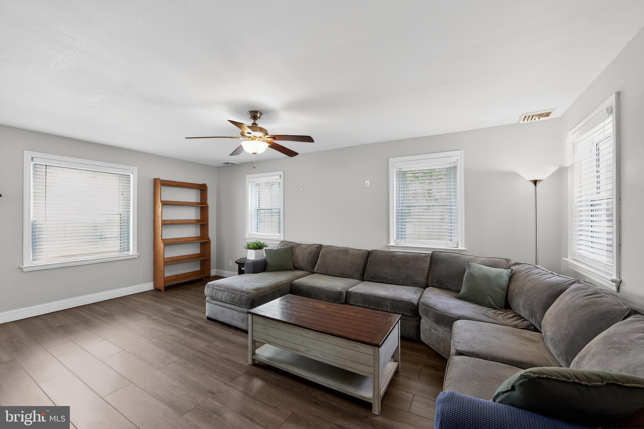 ROSEDALE - Residential