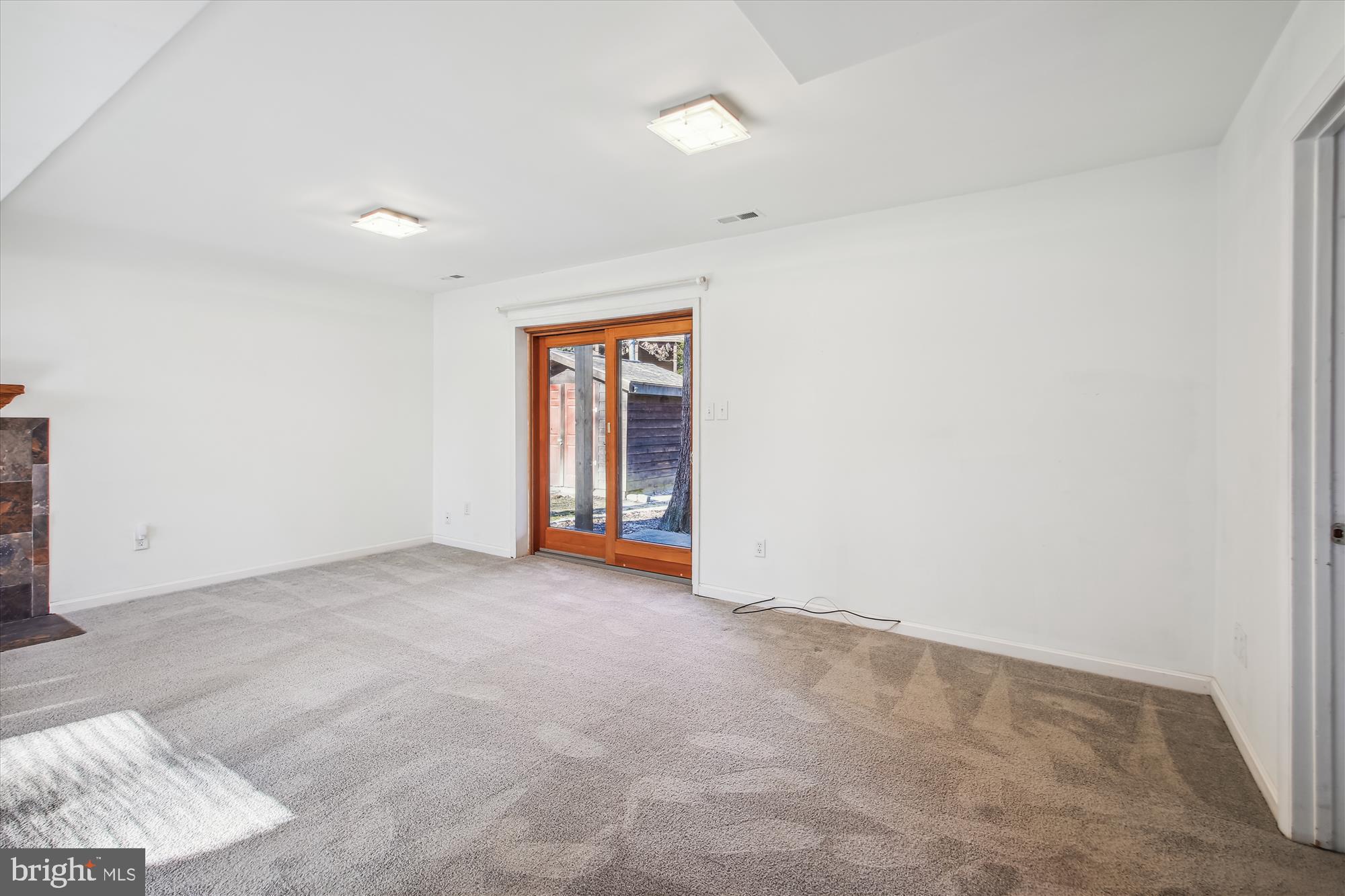 STEWARTS LANDING - Residential