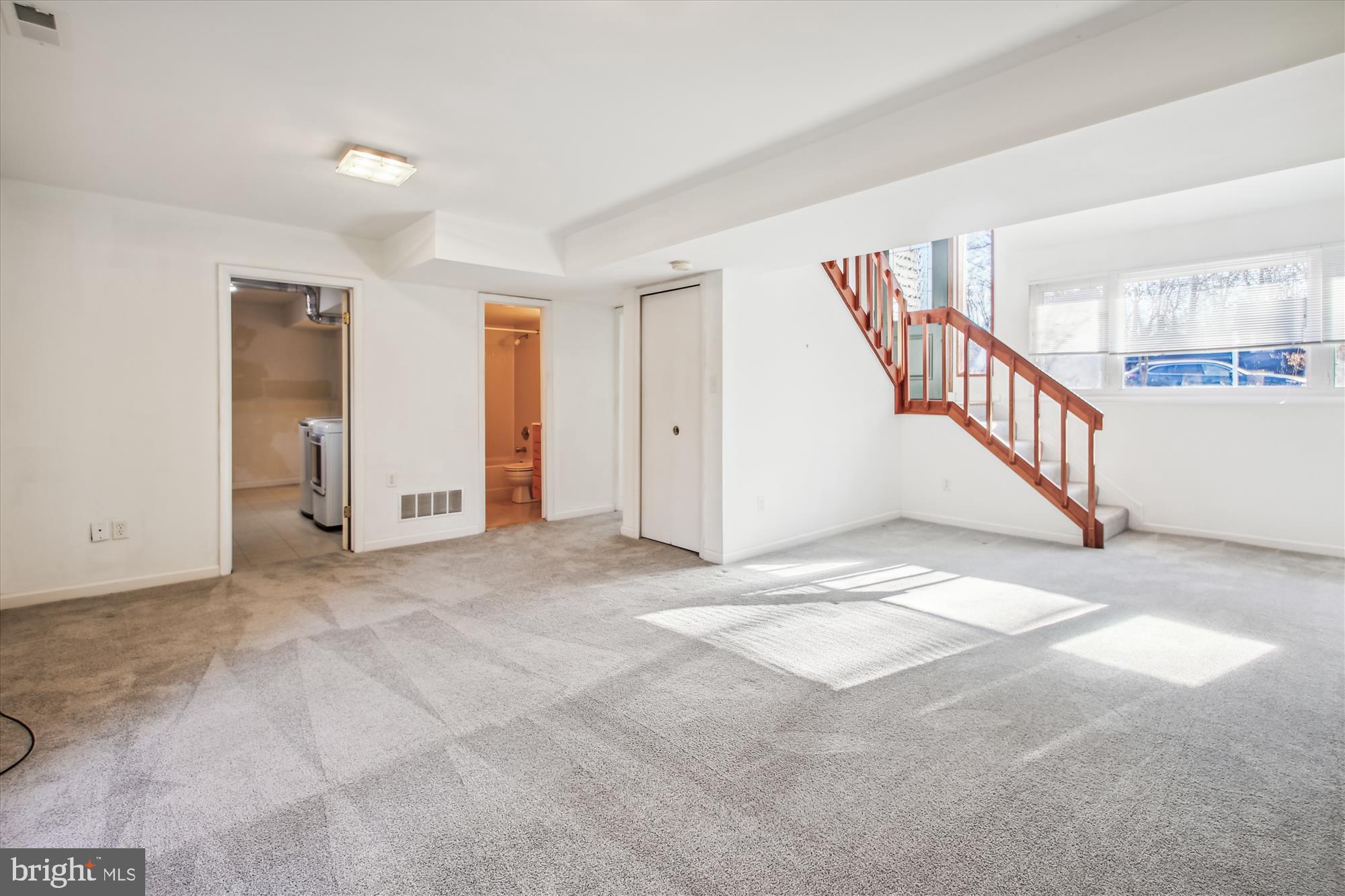 STEWARTS LANDING - Residential