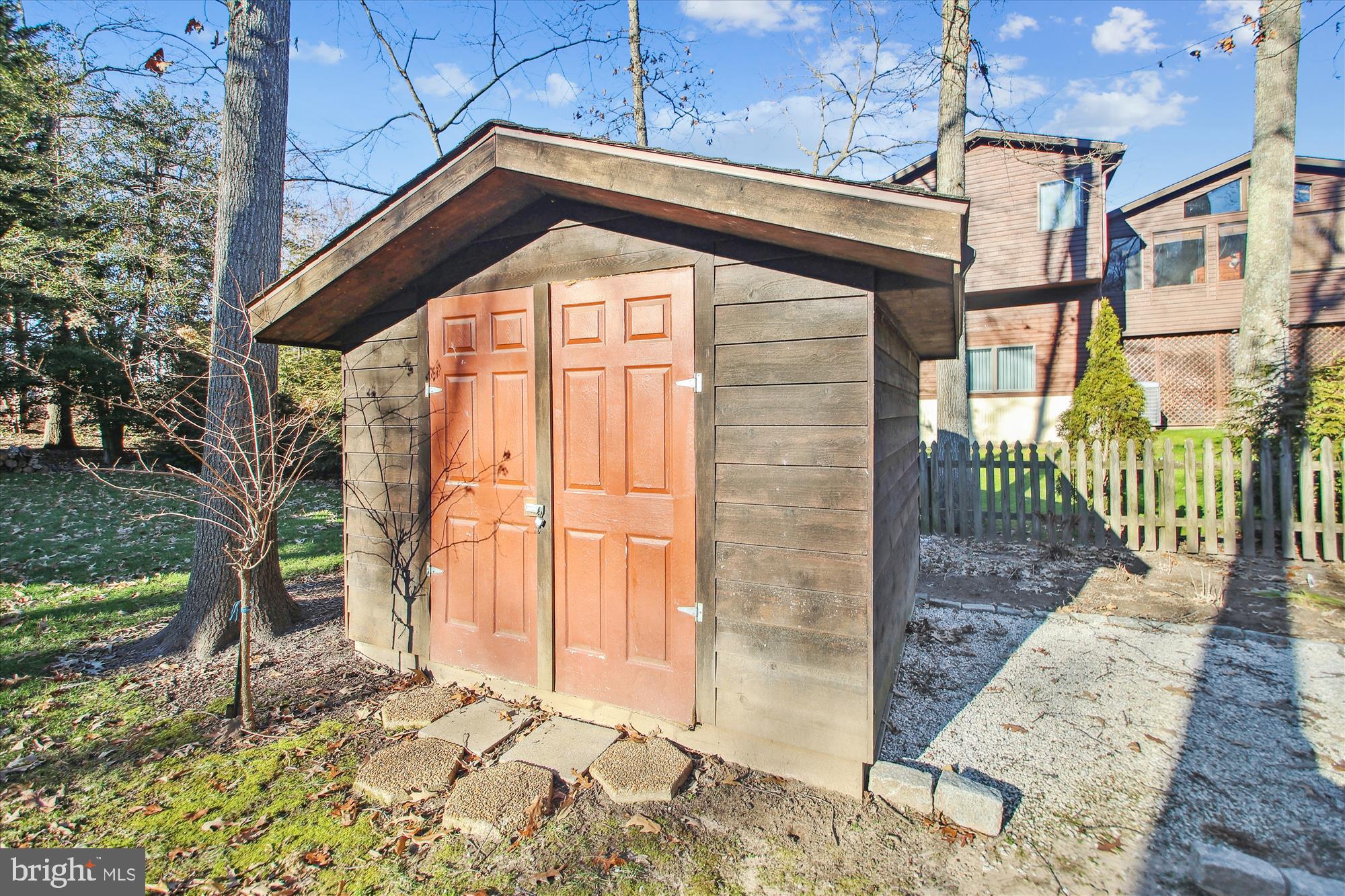 STEWARTS LANDING - Residential