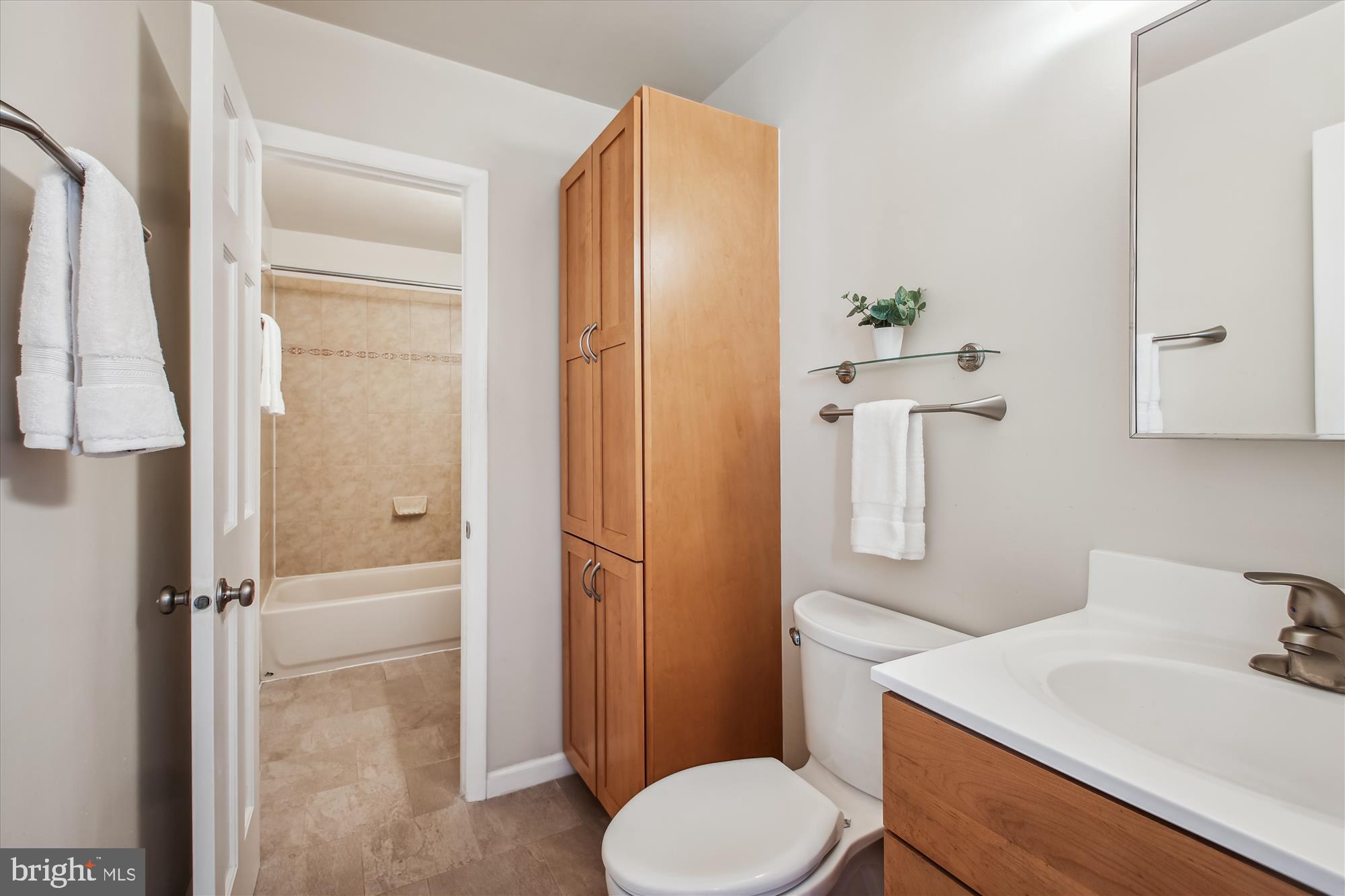 STEWARTS LANDING - Residential