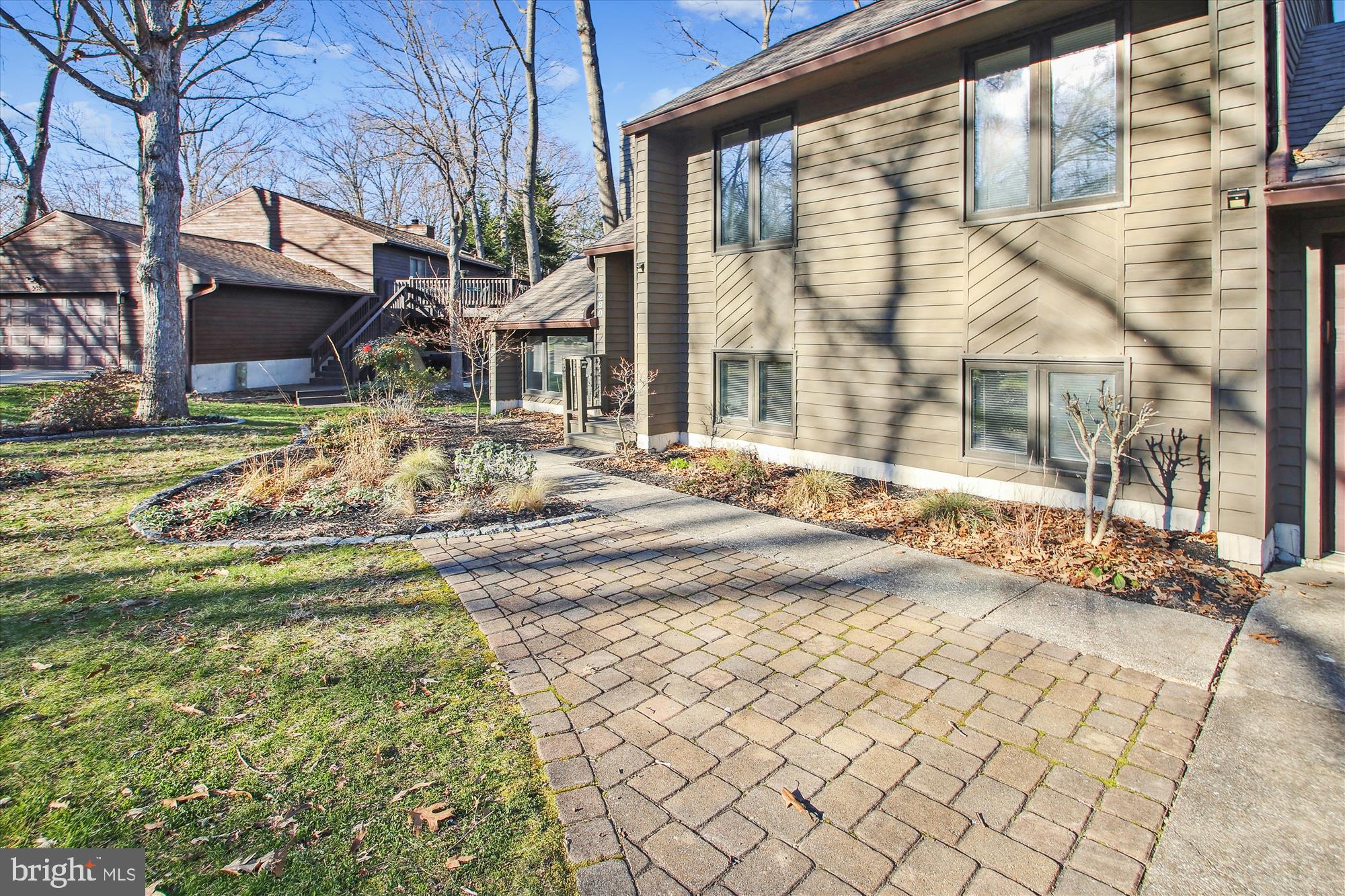 STEWARTS LANDING - Residential