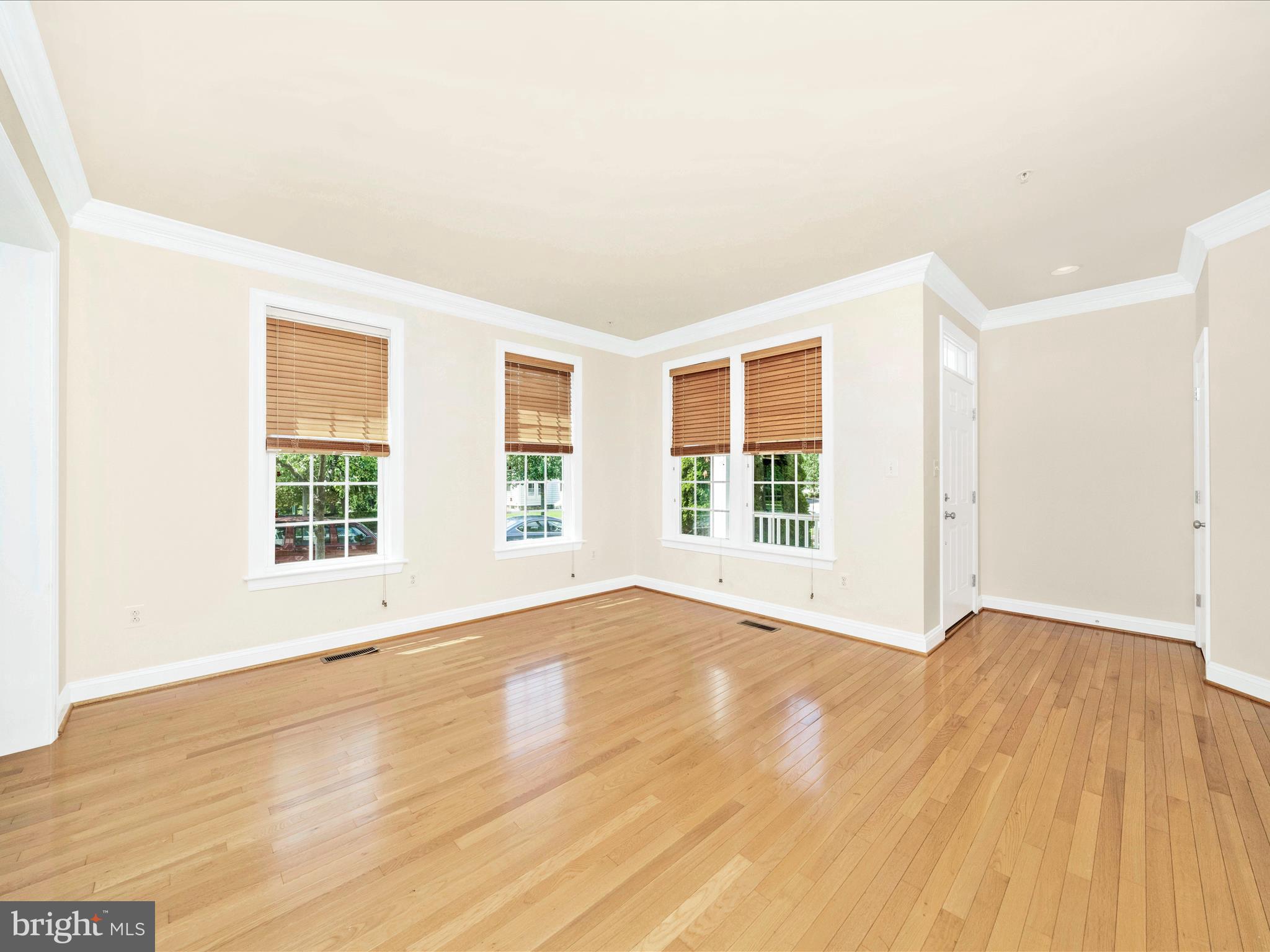 803 CRUMS HOLLOW DRIVE