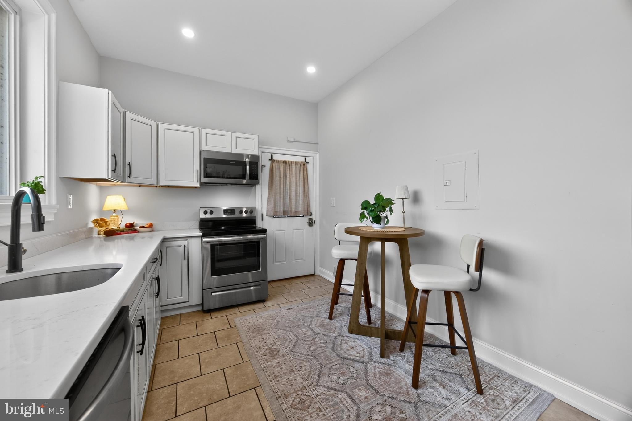 241 BRIDGE STREET APT A