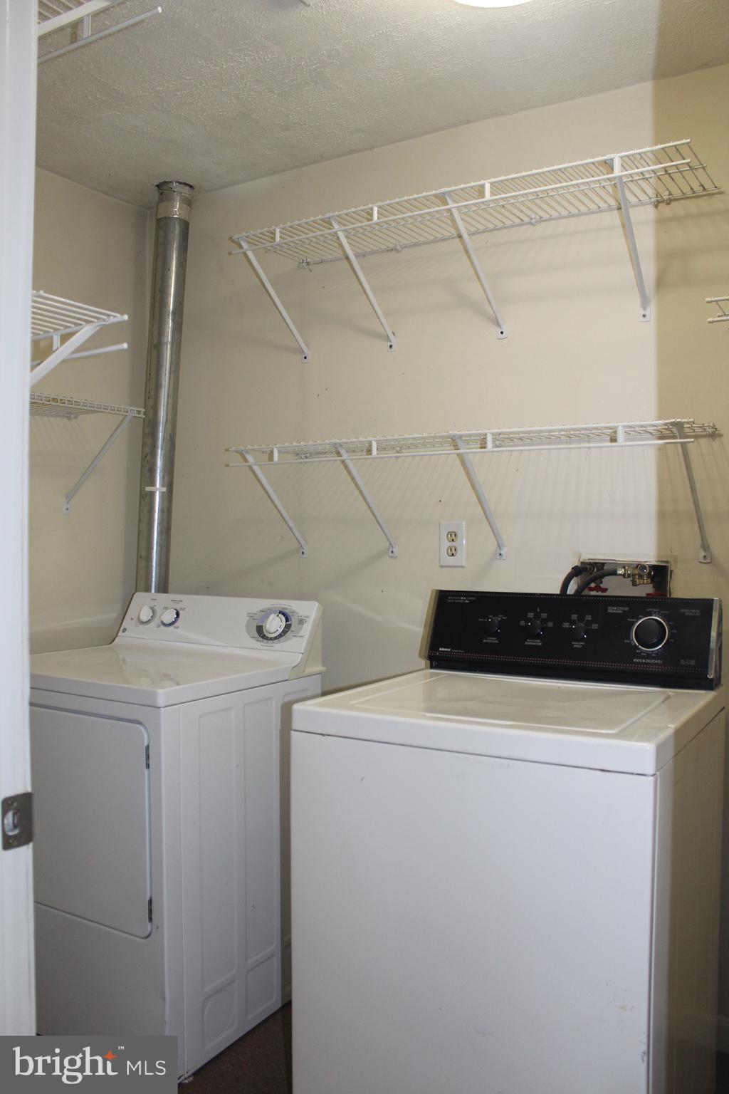 POTOMAC HILLS - Residential