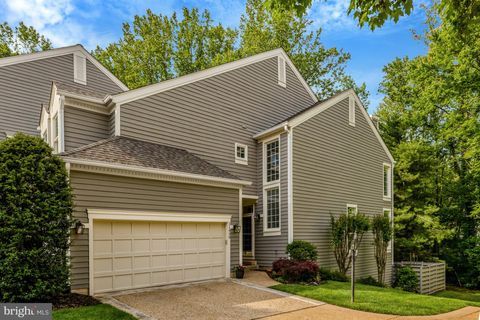 11430 HOLLOW TIMBER COURT RESTON VA 20194