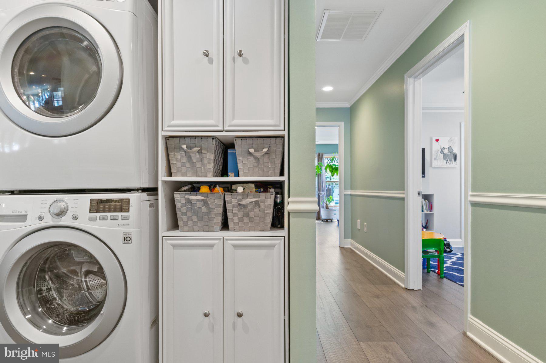 FOUR SEASONS ESTATES - Residential