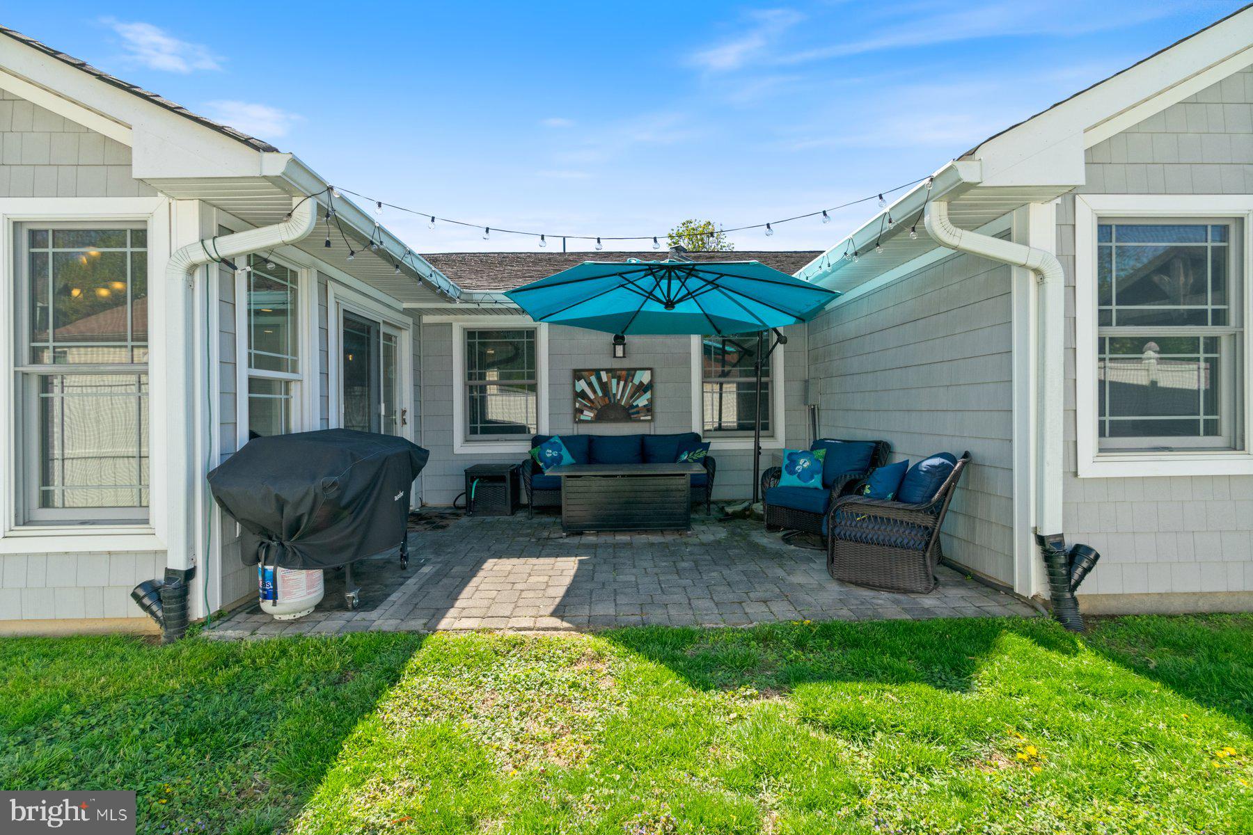 FOUR SEASONS ESTATES - Residential