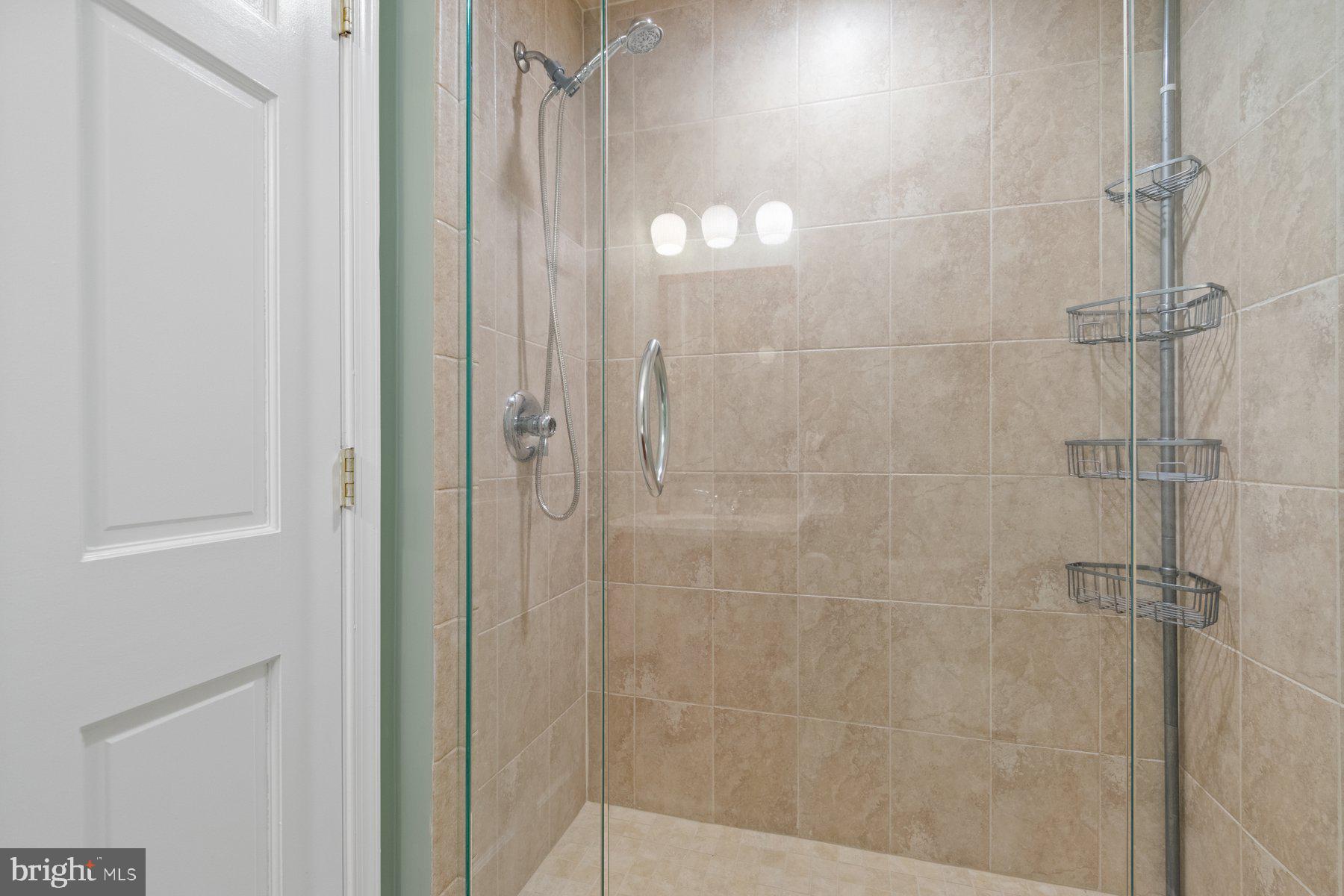 FOUR SEASONS ESTATES - Residential