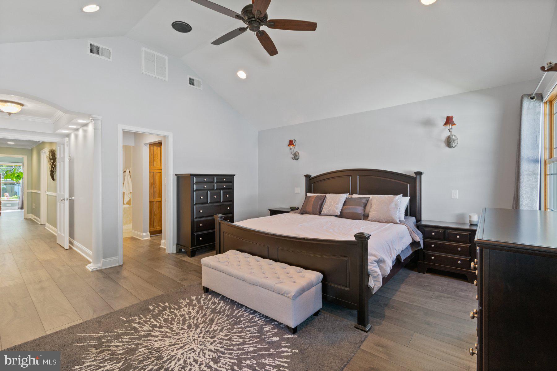 FOUR SEASONS ESTATES - Residential