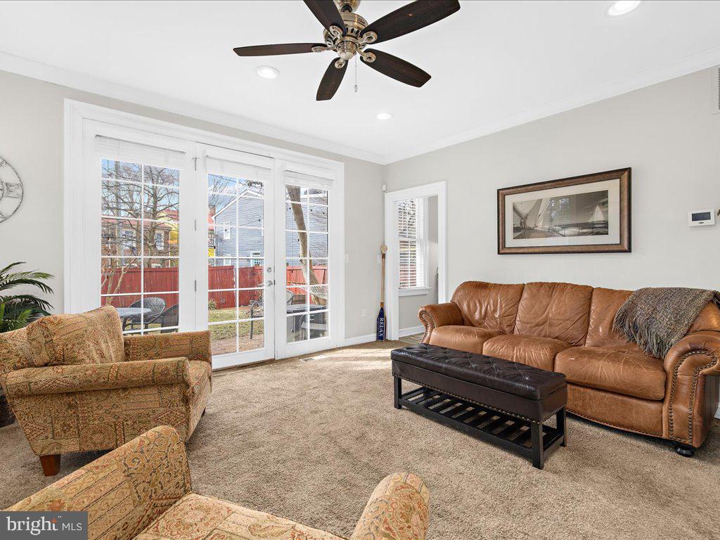 HISTORIC DISTRICT - Residential