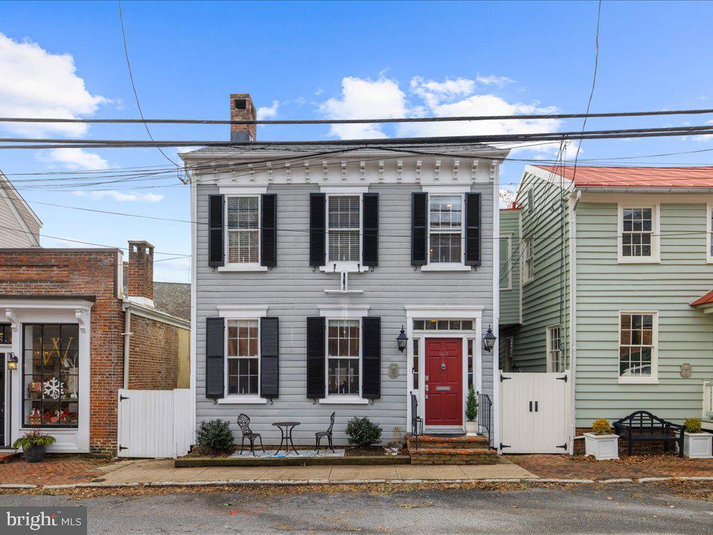 HISTORIC DISTRICT - Residential