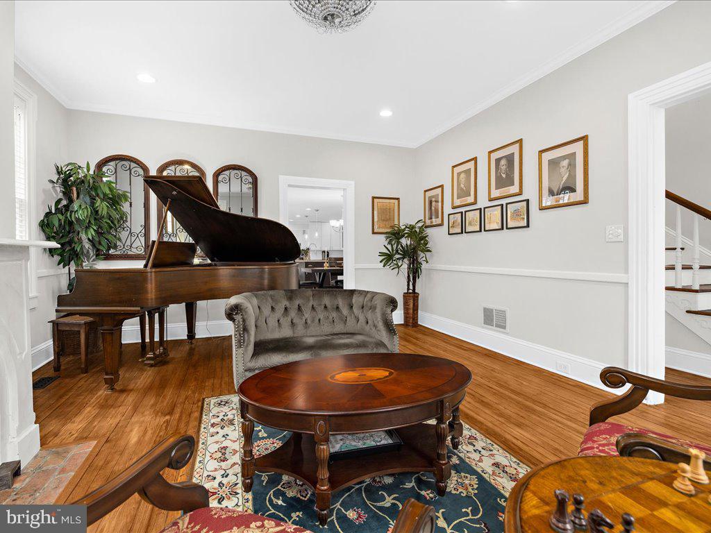 HISTORIC DISTRICT - Residential