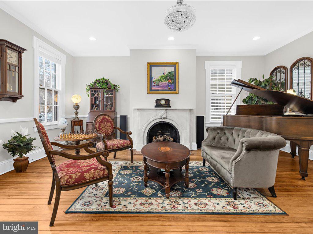 HISTORIC DISTRICT - Residential