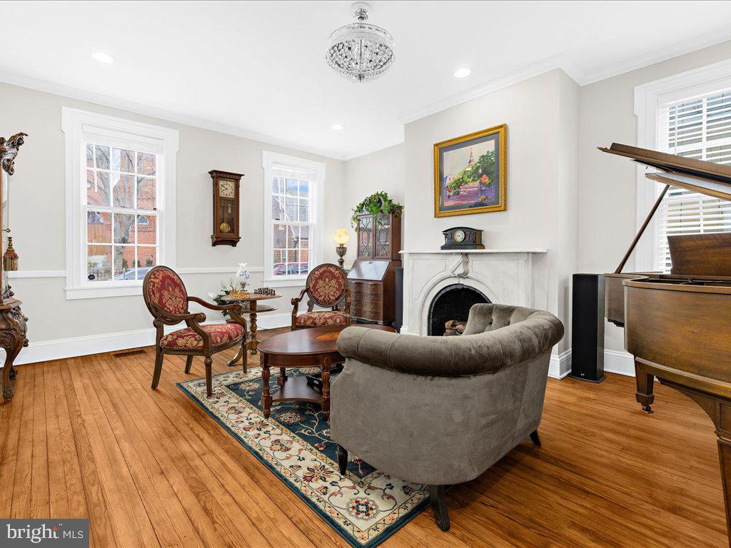 HISTORIC DISTRICT - Residential