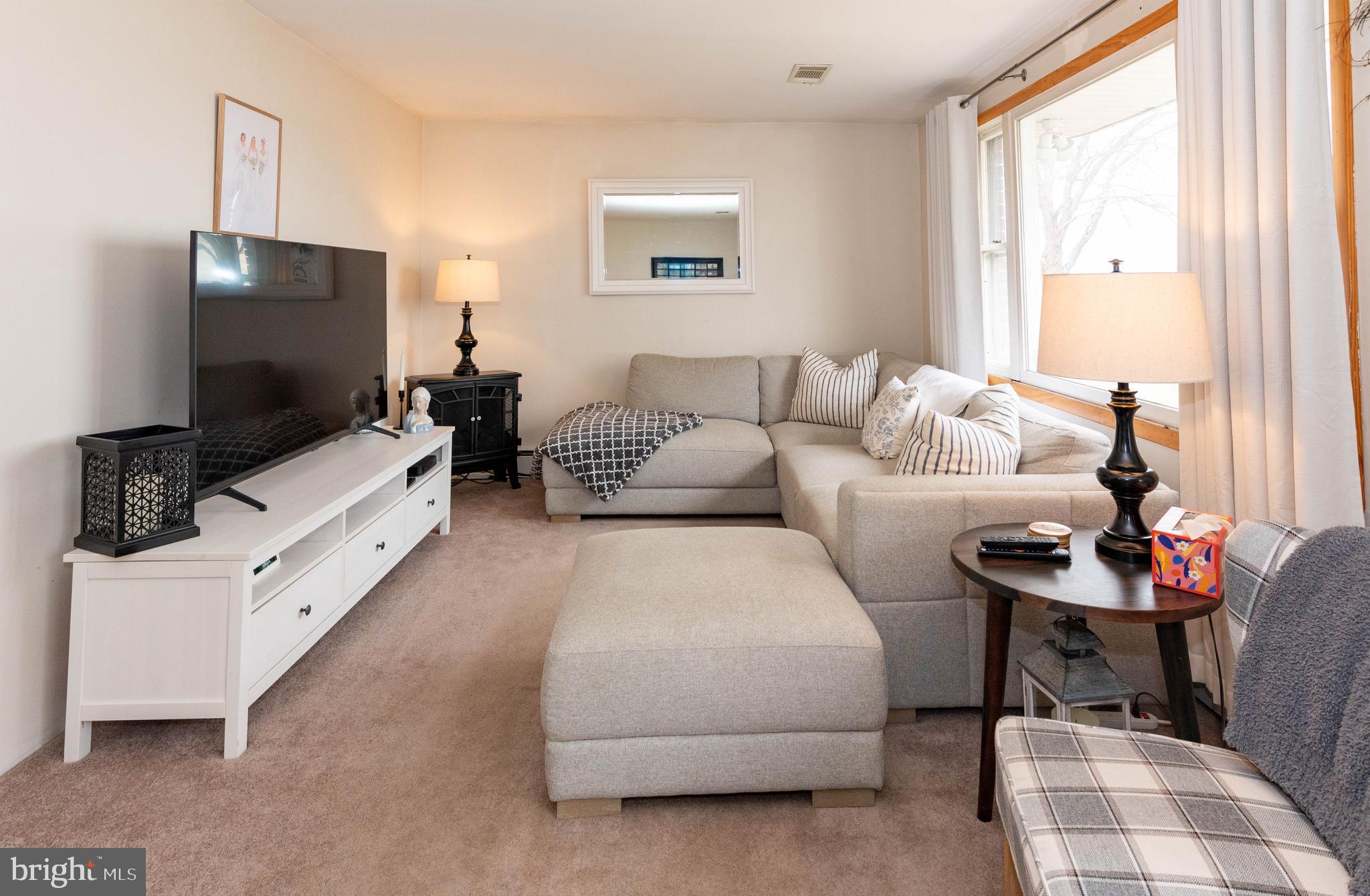 OLIVER BEACH - Residential