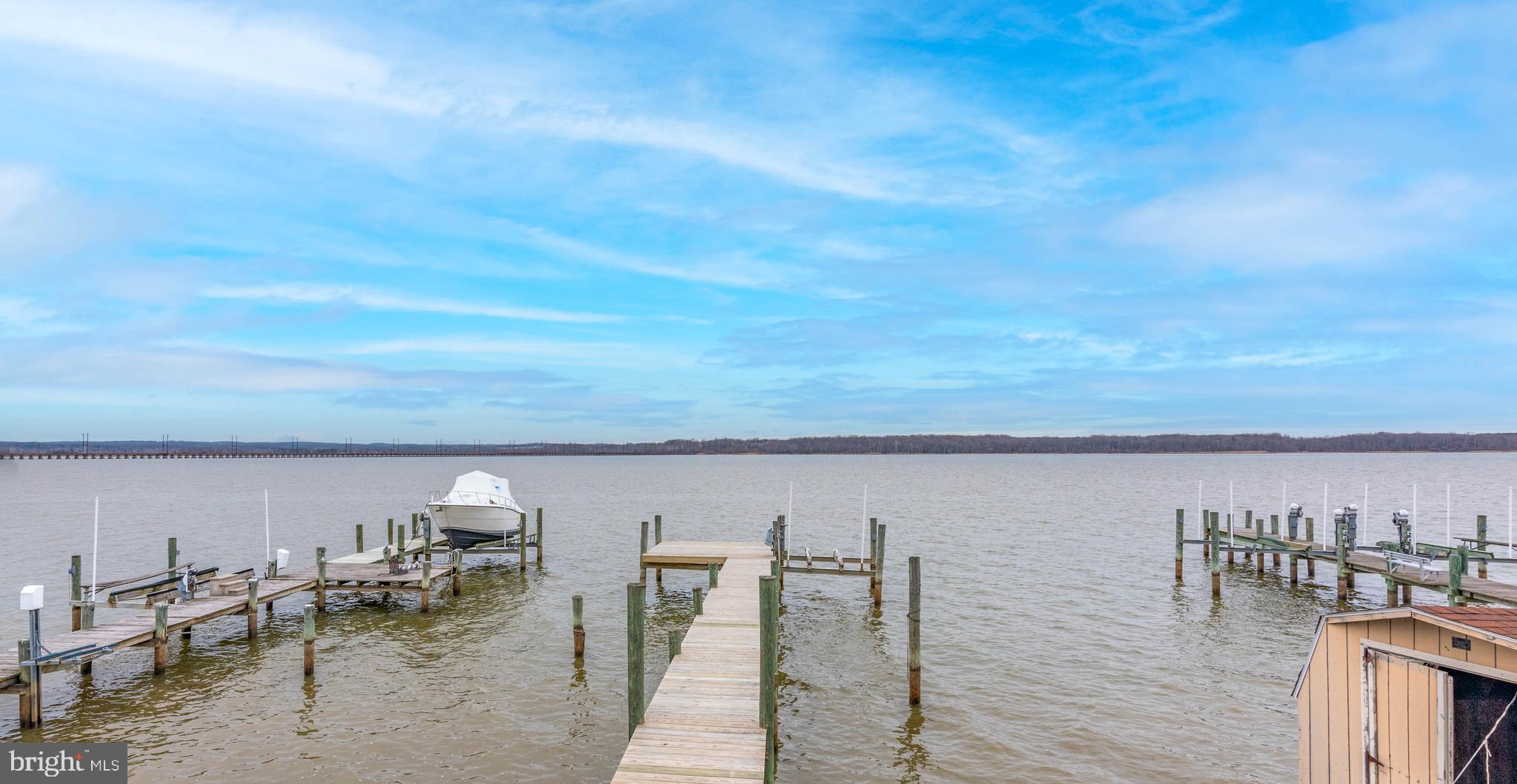 OLIVER BEACH - Residential