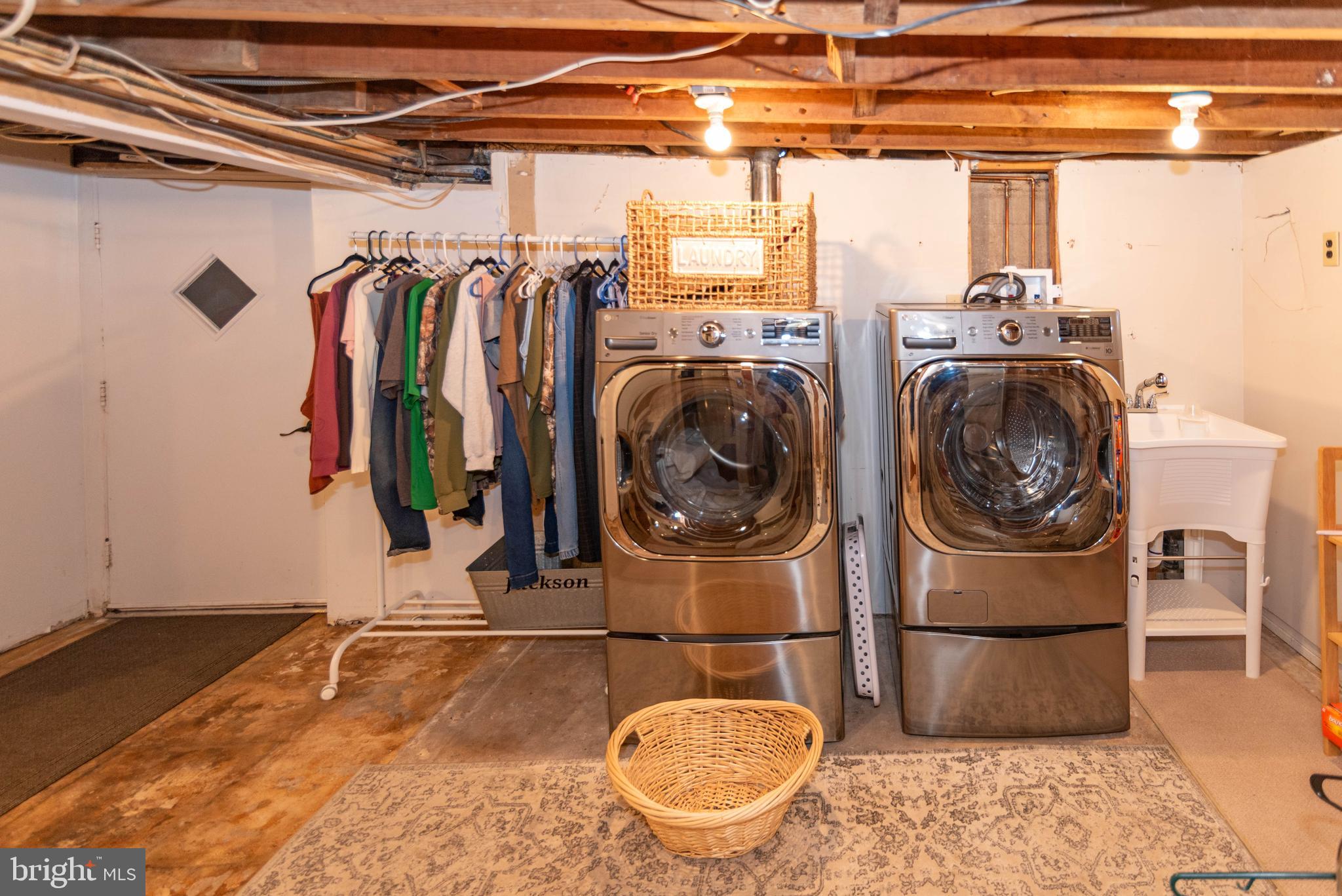 OLIVER BEACH - Residential