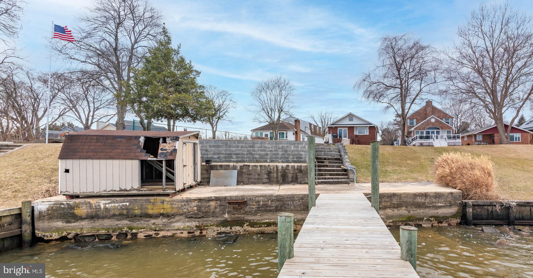 OLIVER BEACH - Residential