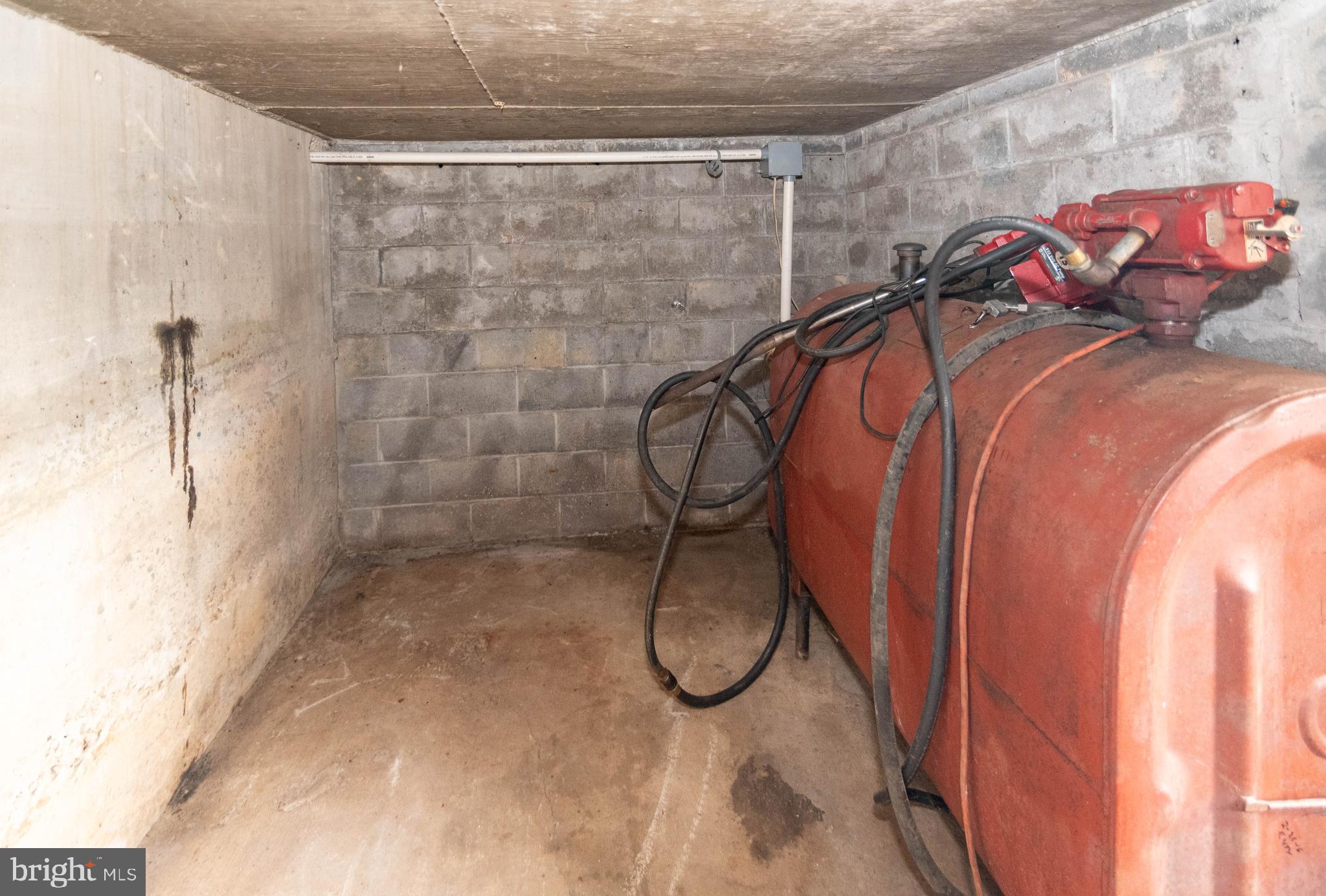 OLIVER BEACH - Residential