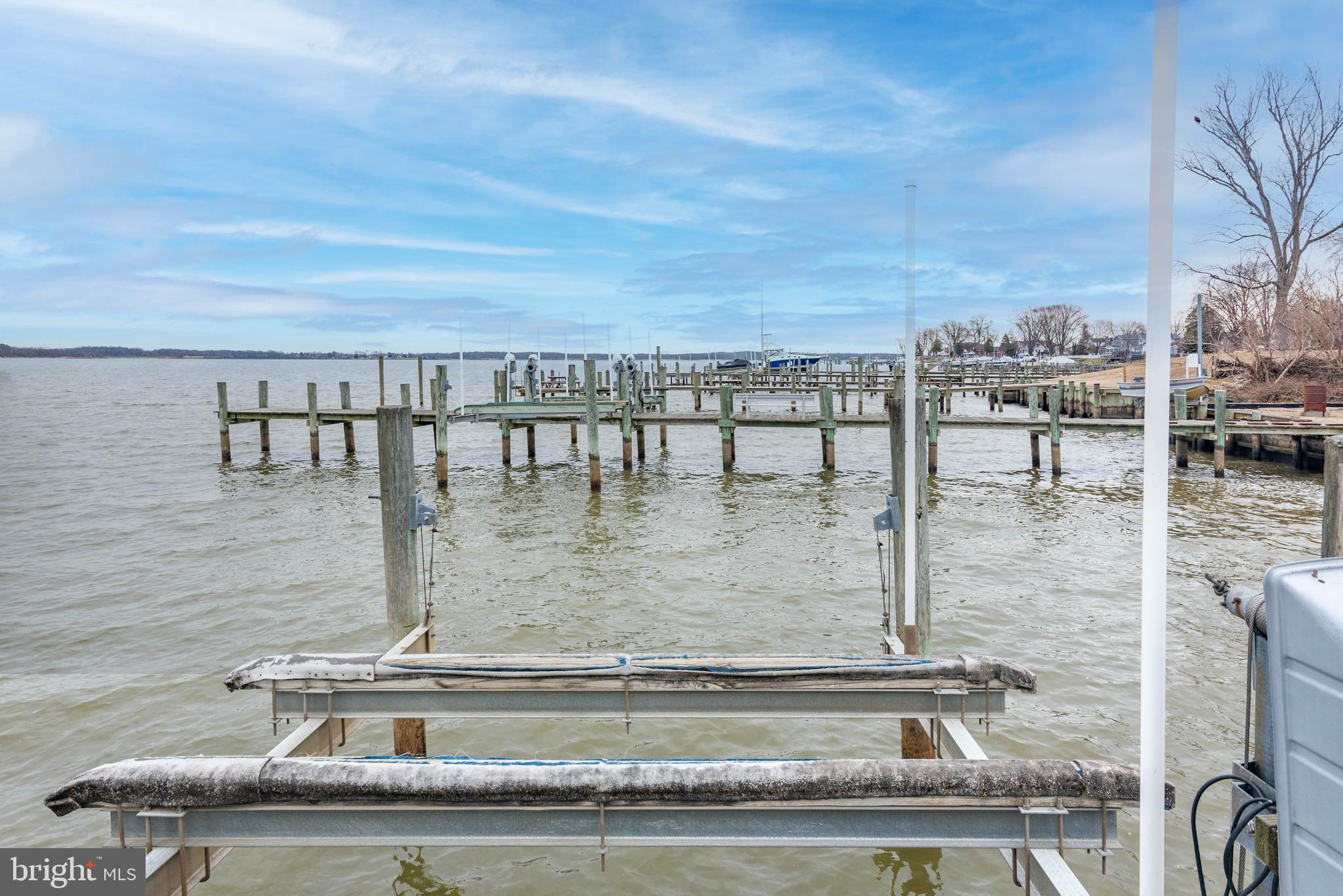 OLIVER BEACH - Residential