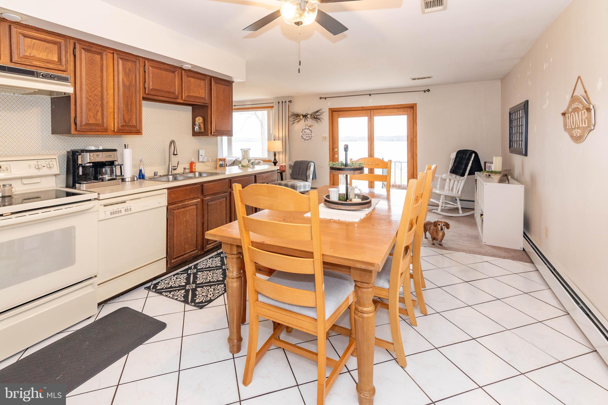 OLIVER BEACH - Residential