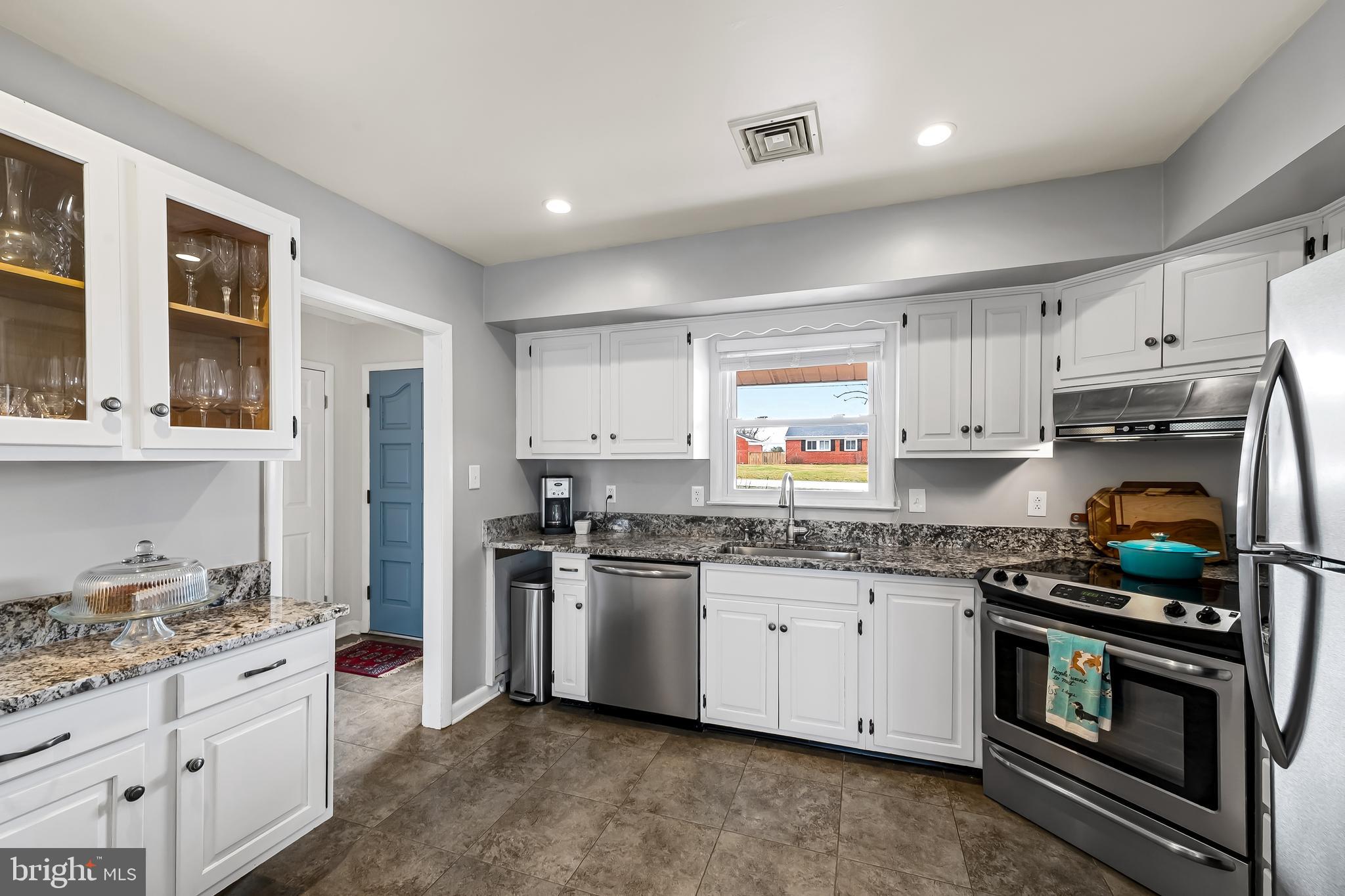 TIMONIUM HEIGHTS - Residential