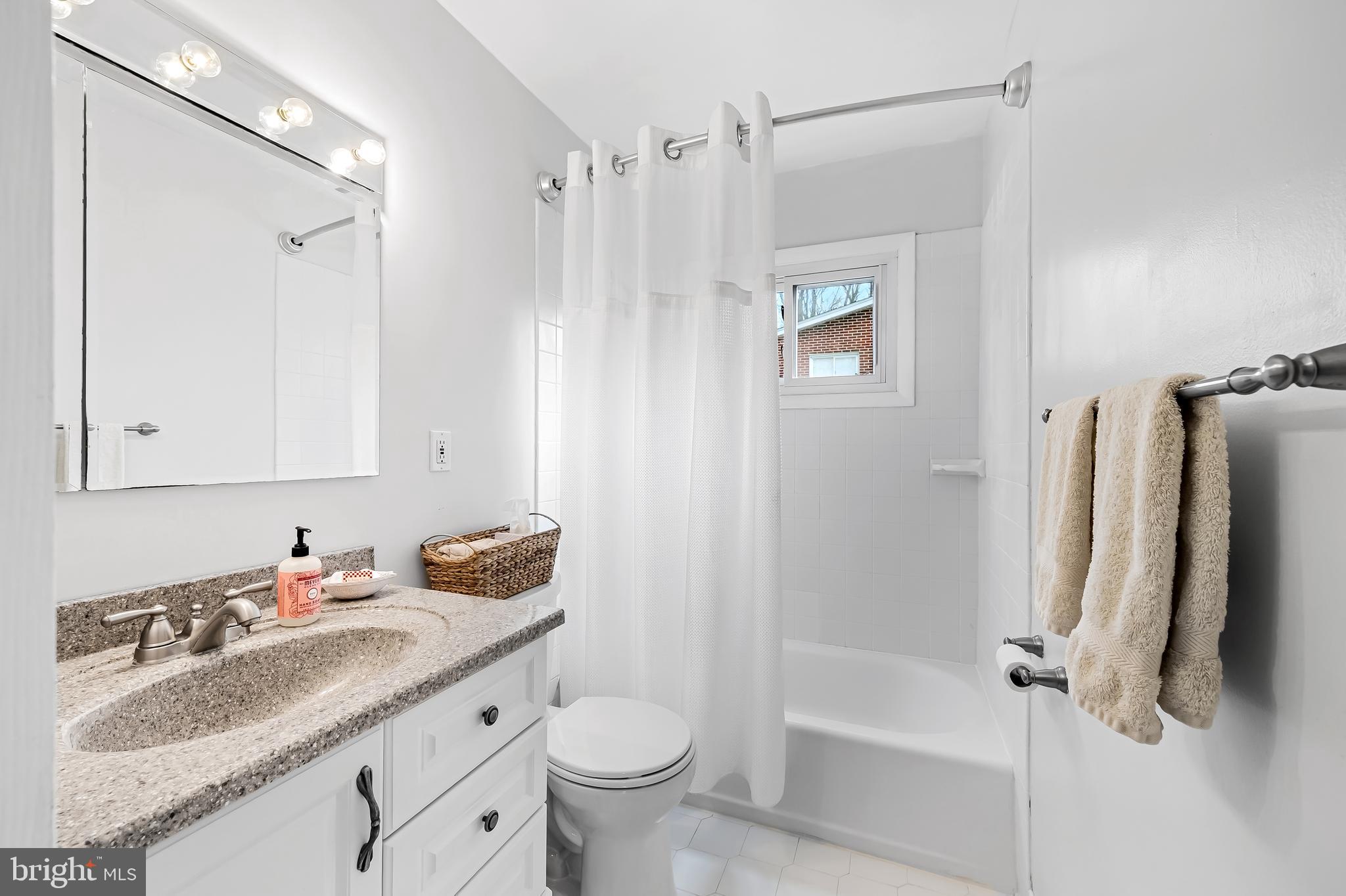 TIMONIUM HEIGHTS - Residential