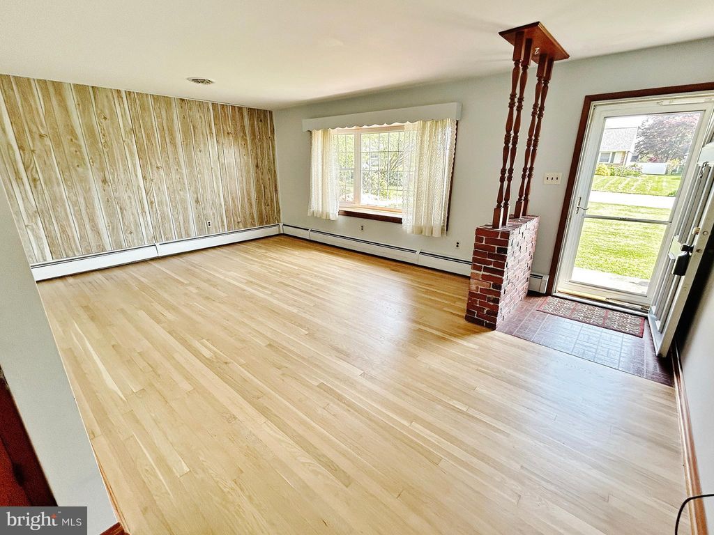 Photo of 76 Linda Avenue, Lancaster, PA 17602 (MLS # PALA2050530)