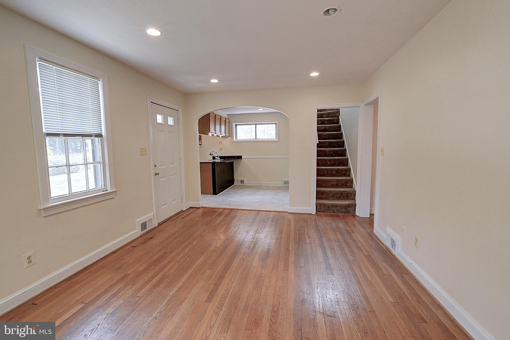 GLENBROOK VILLAGE - Residential Lease