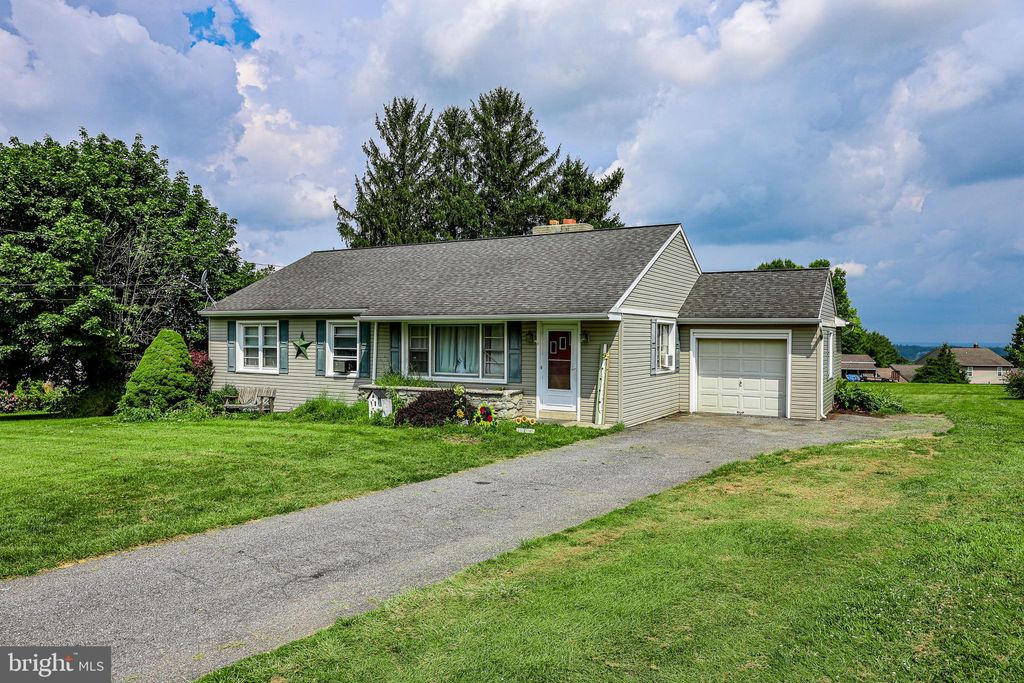 Photo of 1858 White Oak Road, STRASBURG, PA 17579 (MLS # PALA2075688)