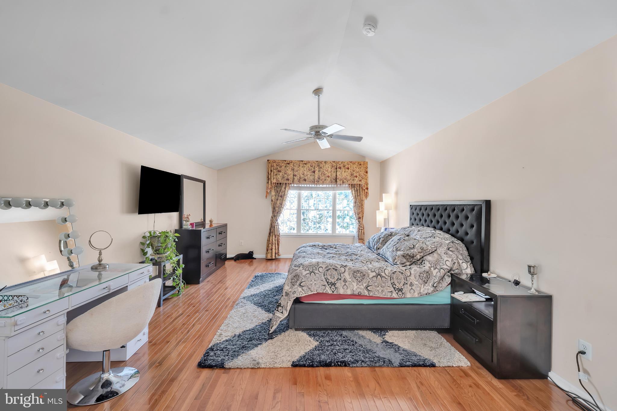 NEWTOWN MEADOWS - Residential