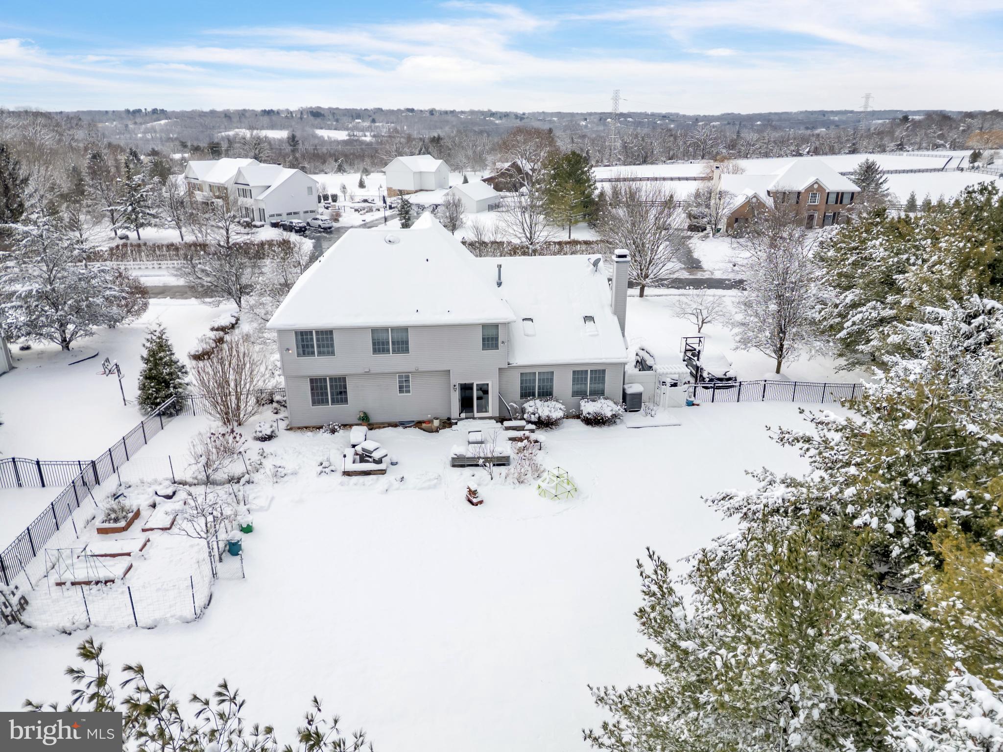 NEWTOWN MEADOWS - Residential