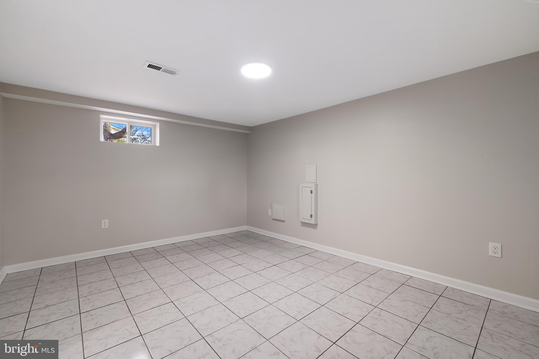 WILSON HEIGHTS - Residential