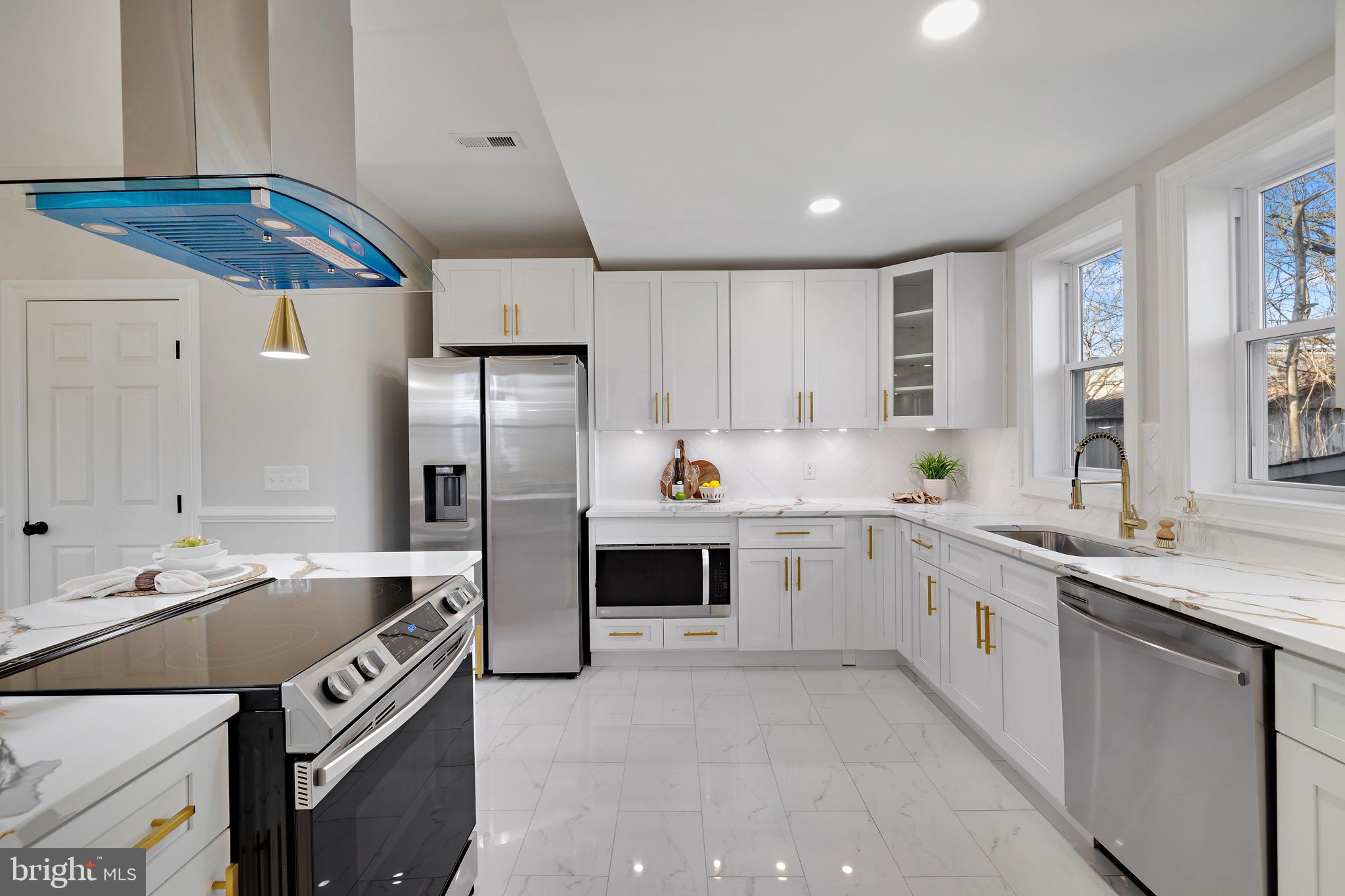 WILSON HEIGHTS - Residential