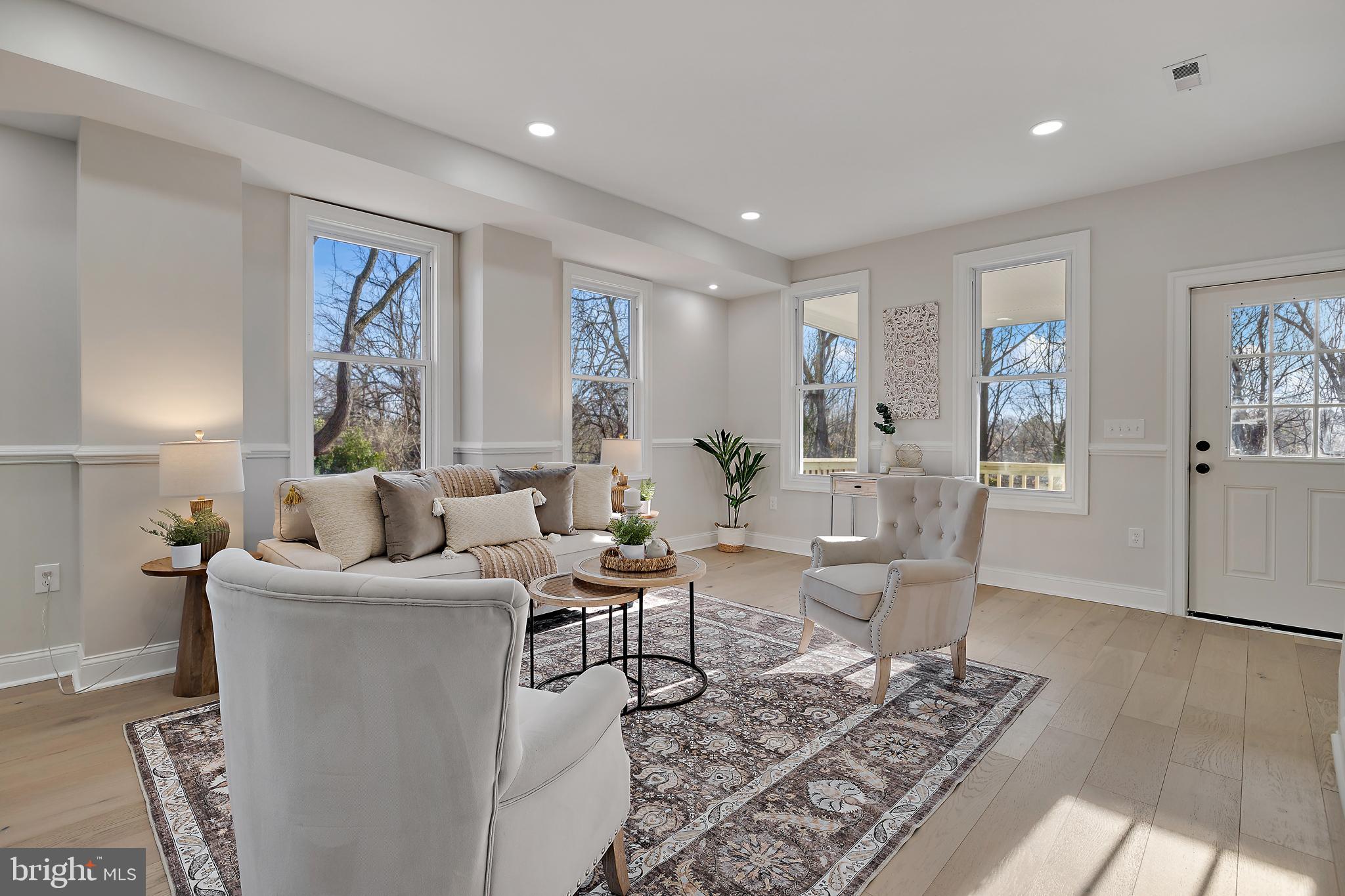 WILSON HEIGHTS - Residential