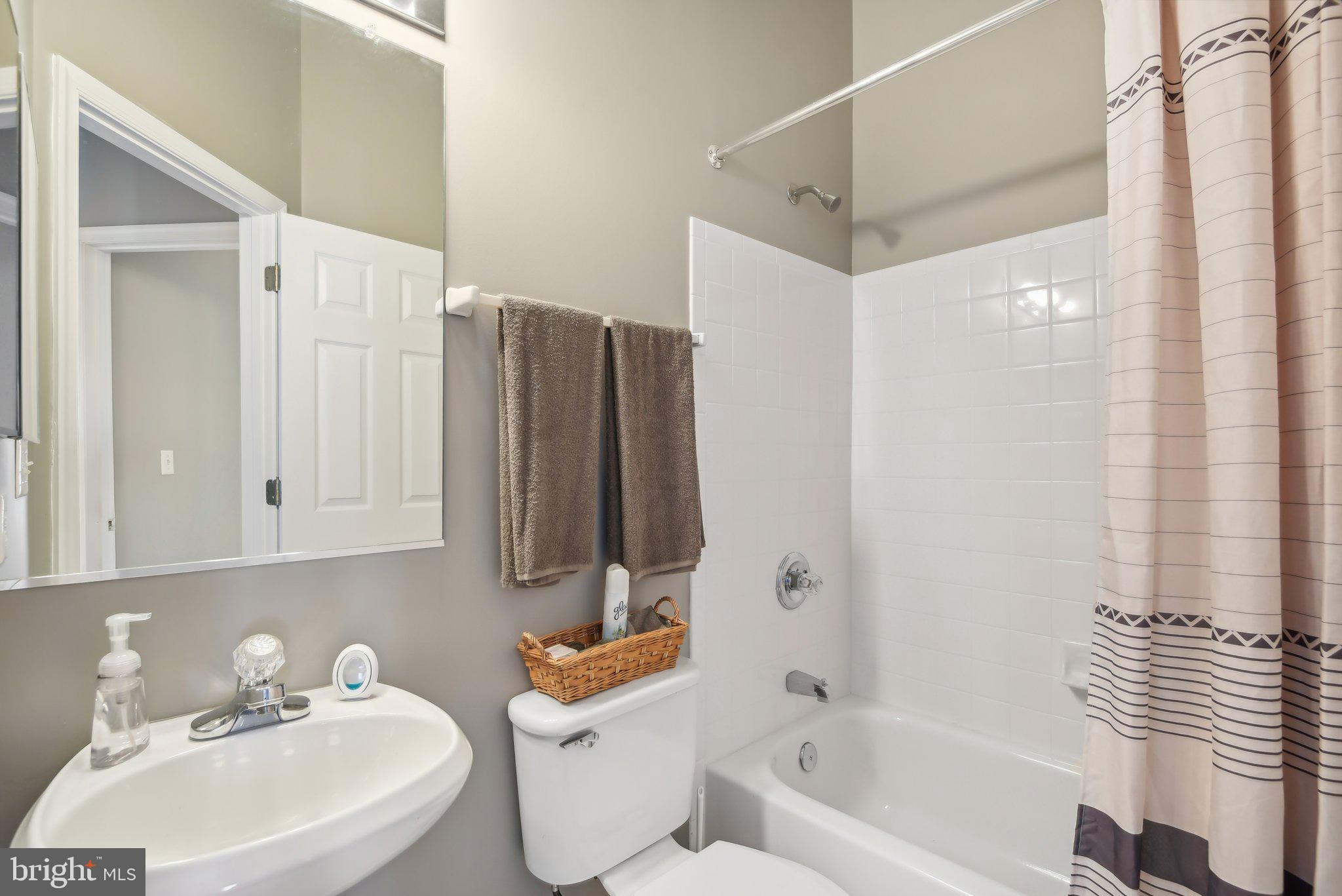 COVINGTON - Residential