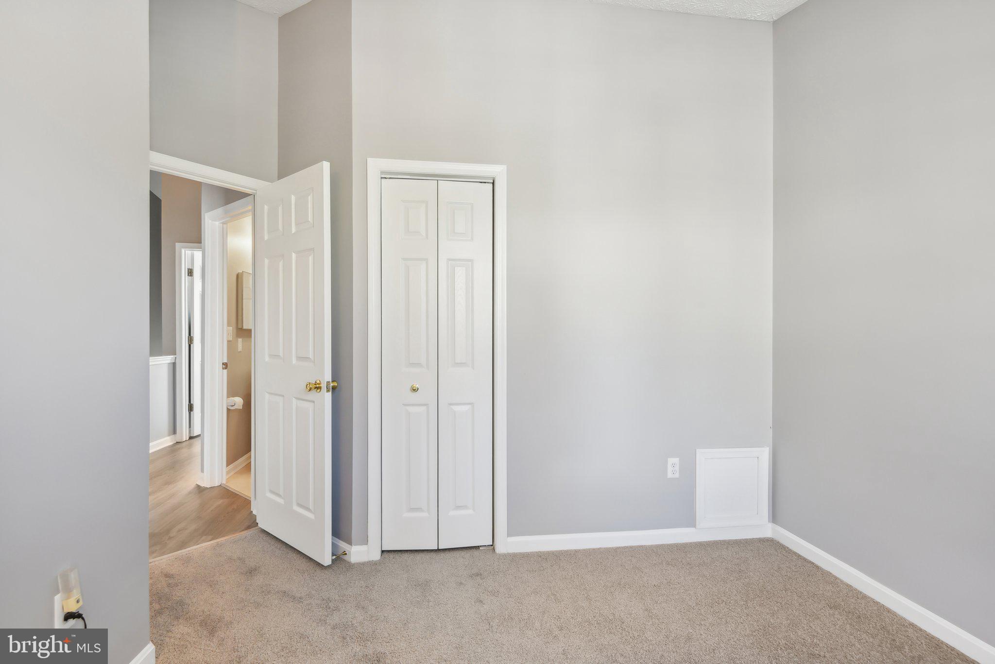 COVINGTON - Residential