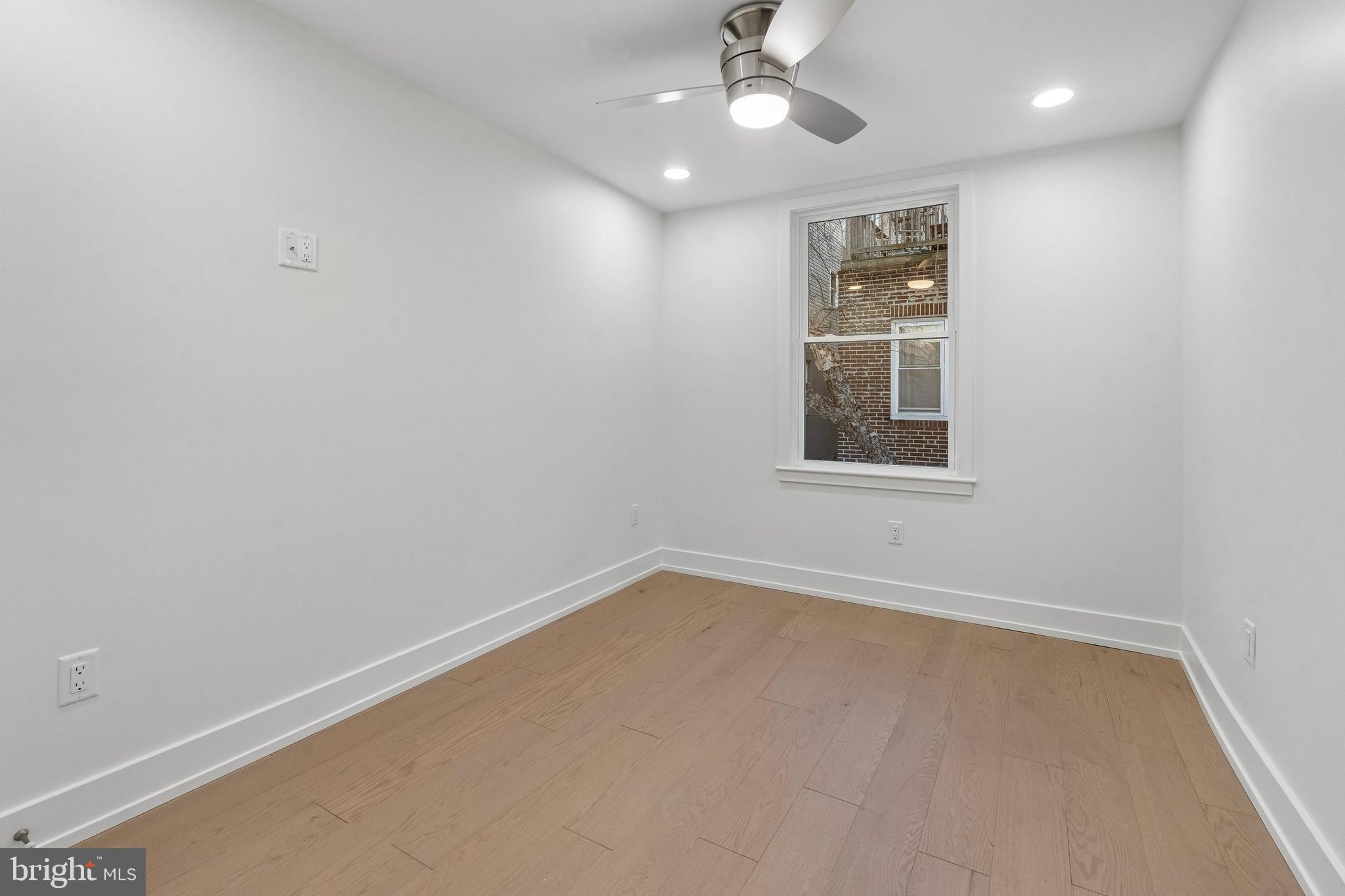 PASSYUNK SQUARE - Residential