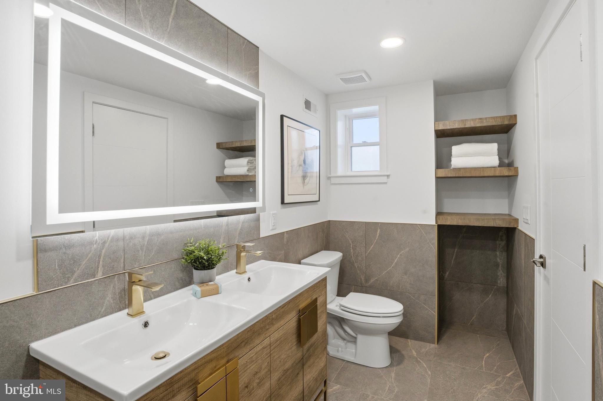 PASSYUNK SQUARE - Residential