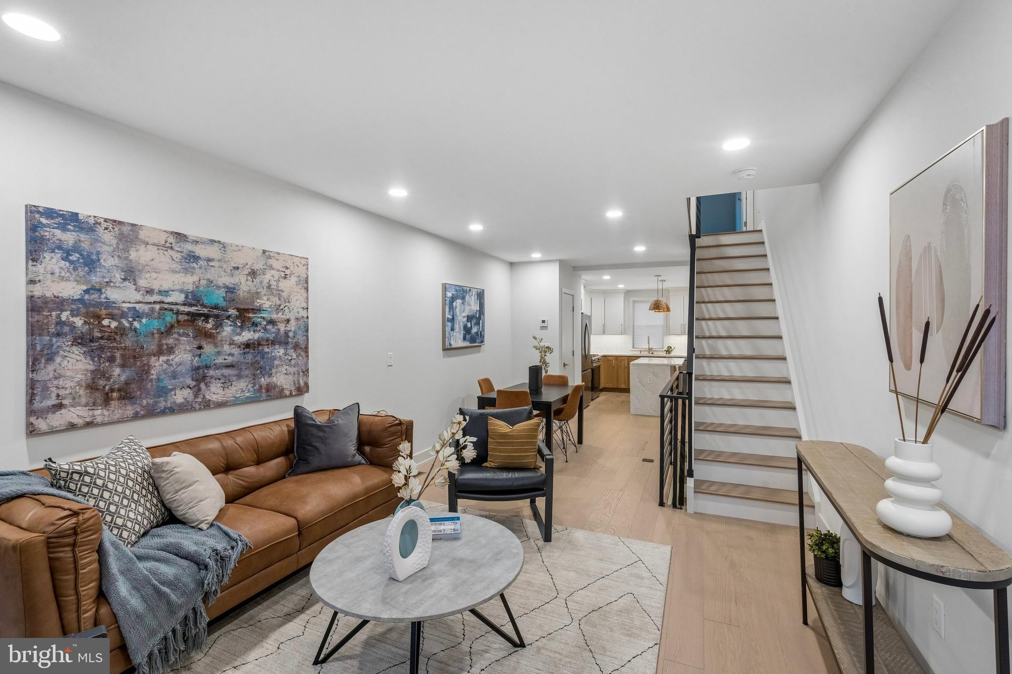 PASSYUNK SQUARE - Residential