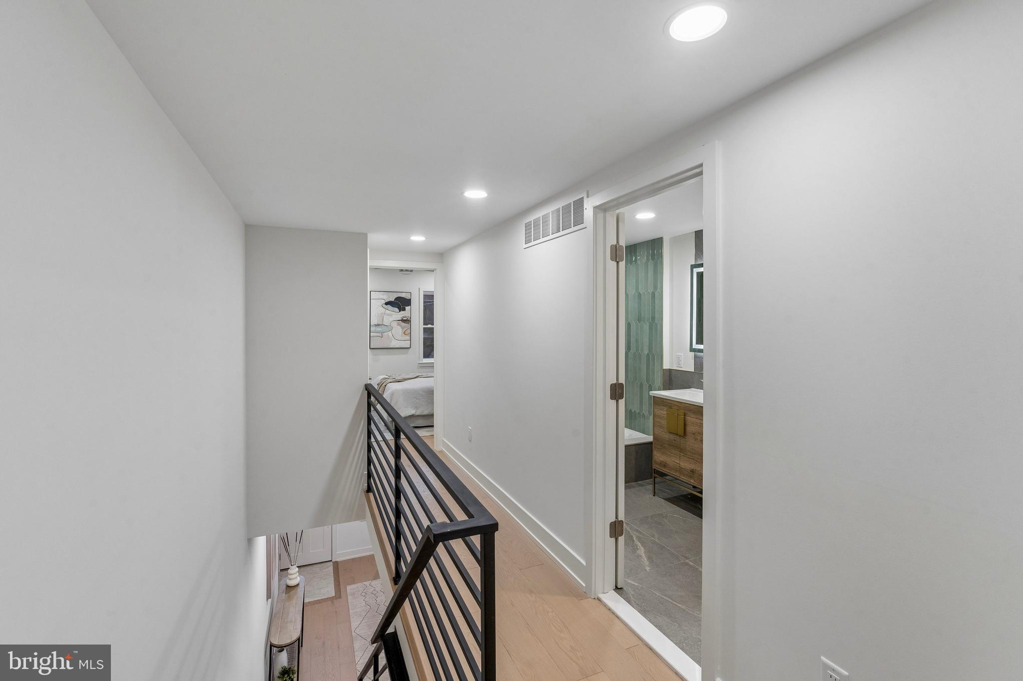 PASSYUNK SQUARE - Residential