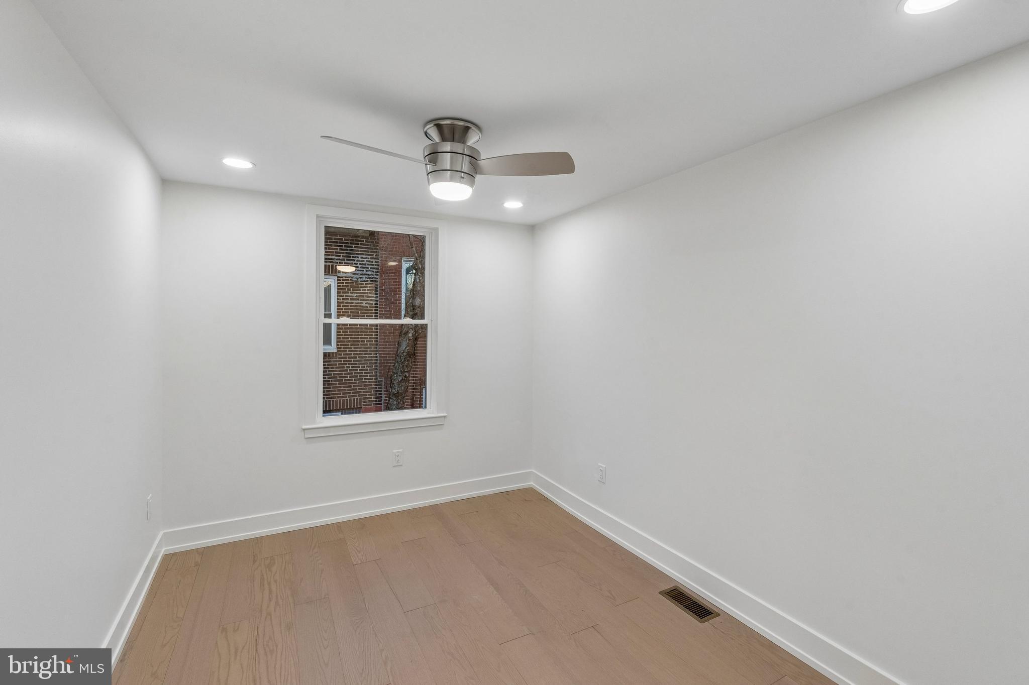 PASSYUNK SQUARE - Residential