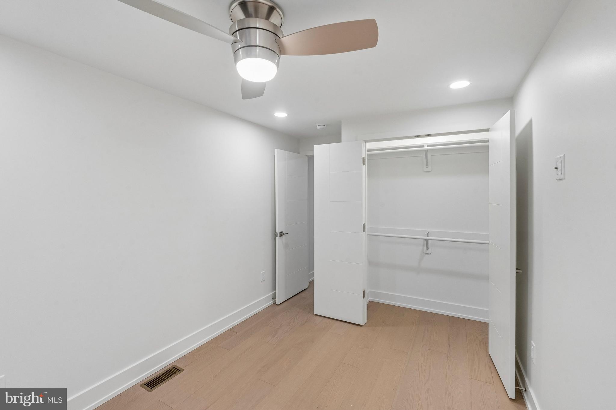 PASSYUNK SQUARE - Residential