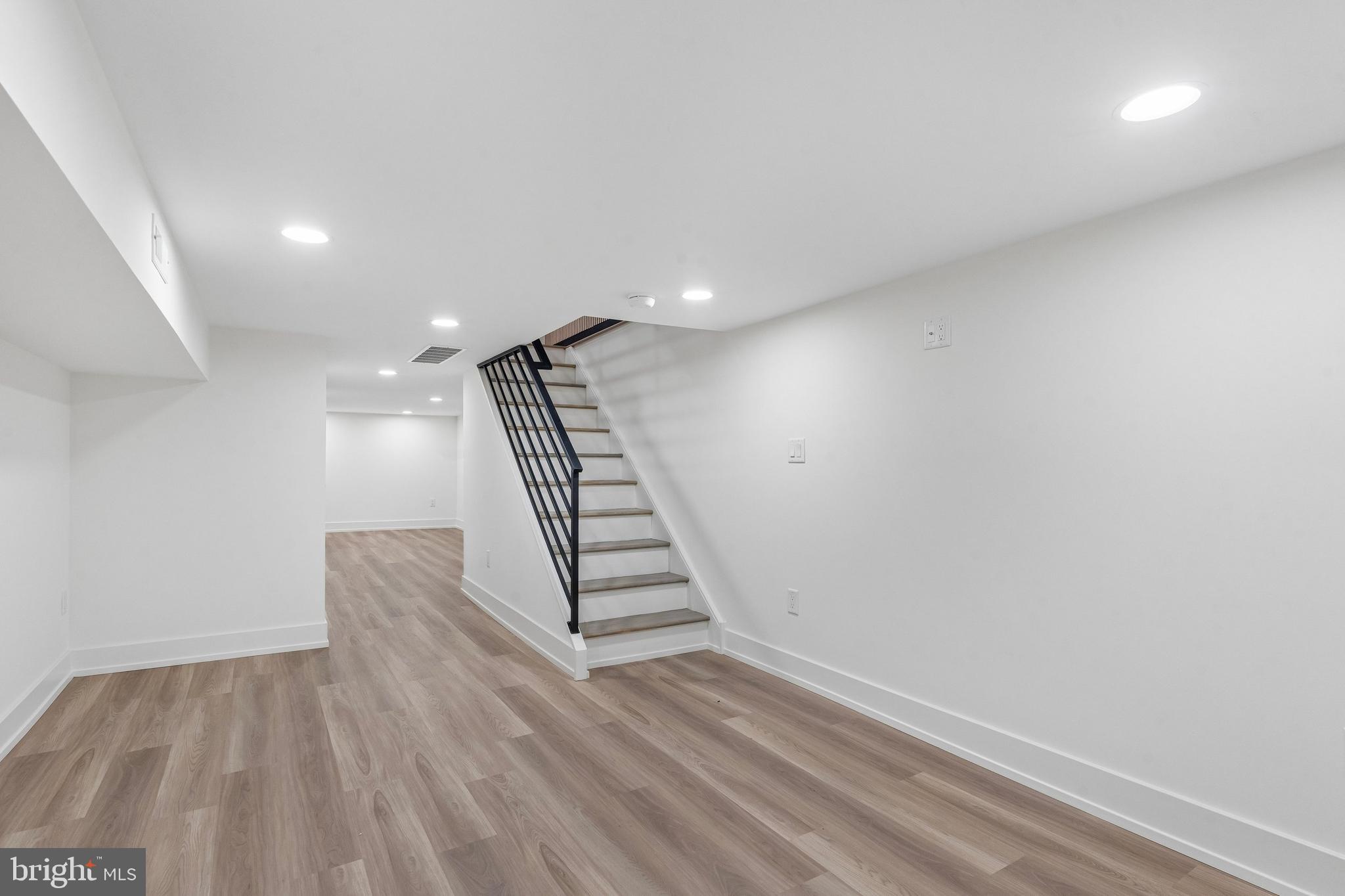 PASSYUNK SQUARE - Residential