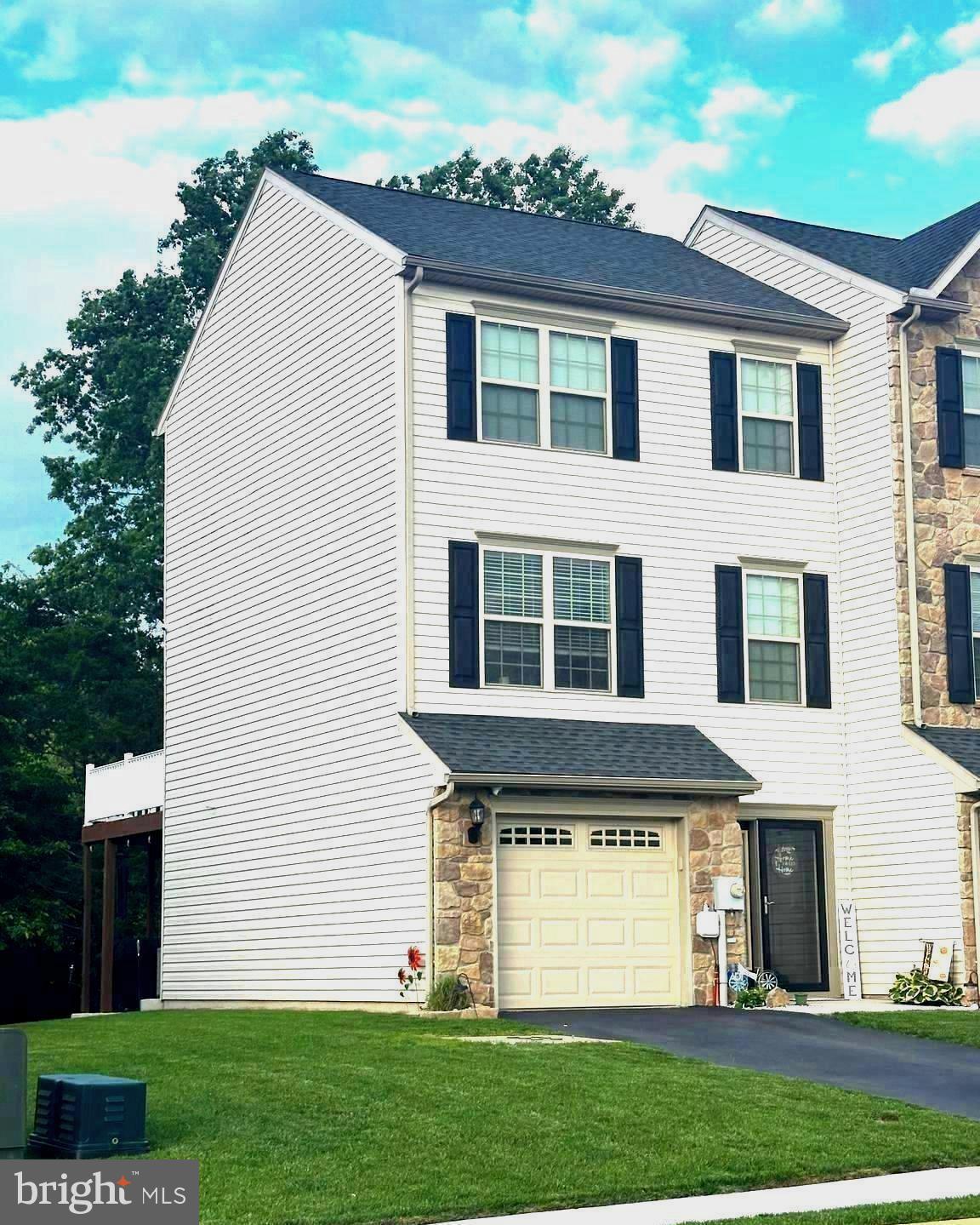 Welcome Home to this Beautifully Updated End-Unit Townhome in
Oxford Glen Community! Meticulously Cared for Home in desired Conewago Schools Features a Fully Finished Basement with 3rd Bedroom! Abundant natural light flows through warm and fresh Open Spaces in Large Living Room, Kitchen, and Bonus Sunroom. Stunning Kitchen highlights Stainless Appliances, Granite Countertops, Abundant Cabinetry, and Gorgeous Luxury Vinyl Floors, all perfect for Seasonal Holiday entertaining! Primary Bedroom, Full Bath and 2nd Bedroom on Upper Level, with Large Closet Storage Spaces, and New Luxury Vinyl Flooring installed 2024. Rear of Property backs up to Farmland, allowing private views of Deer and Wildlife while relaxing on freshly stained Upper Deck. Grill your Favorite Meal and Entertain Guests on Lower Level Patio, complete with sweet Outdoor Lighting, and Outdoor Seating. Spacious Back Yard offers pretty views, great play space for kids, or for your favorite pets! Finished Garage offers functional Space for Tools, Workshop, and Storage area. Garage also features finished floor. Recessed lights added above stairs for extra light source. Security cameras on site. Seller requests 60-day/flexible settlement timeline while suitable housing is being finalized. Rent-back is negotiable. Schedule your showing before it's gone!