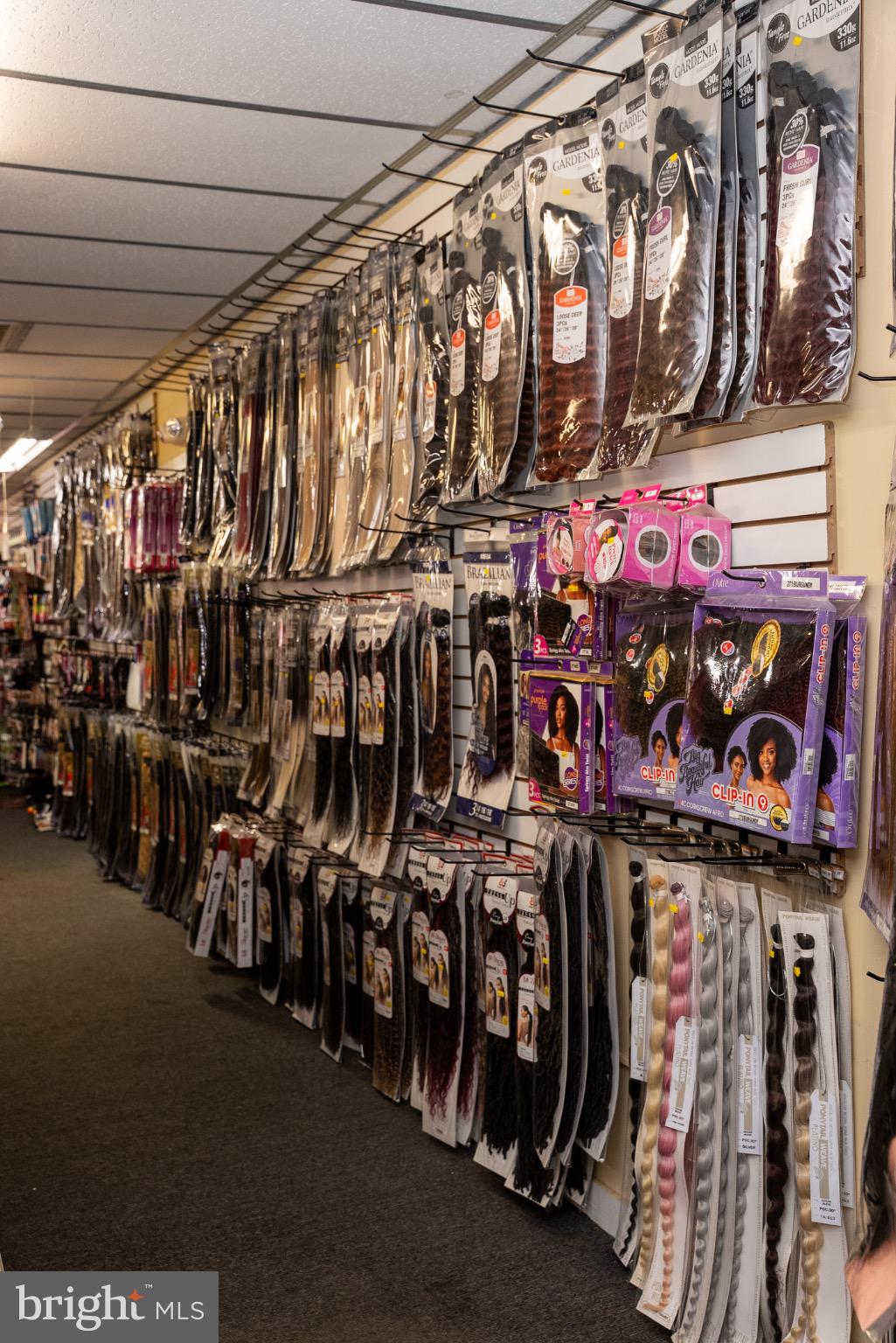 917 W HAMILTON STREET